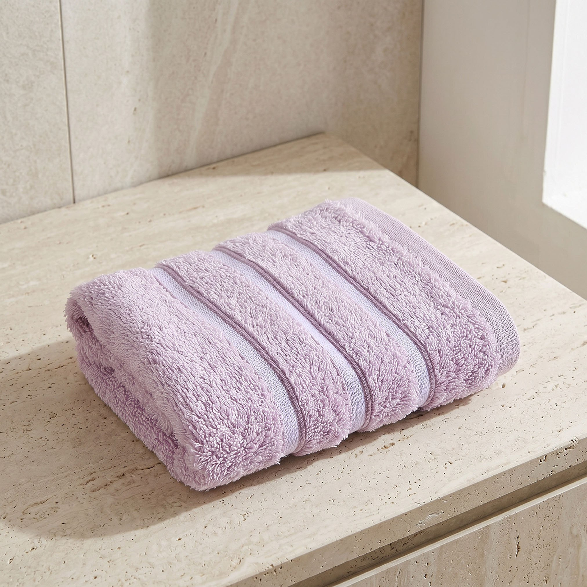 Snoopy Kids Carded Hand Towel - 40x70 cm-hbxbathroom-bathroomtextiles-image-1