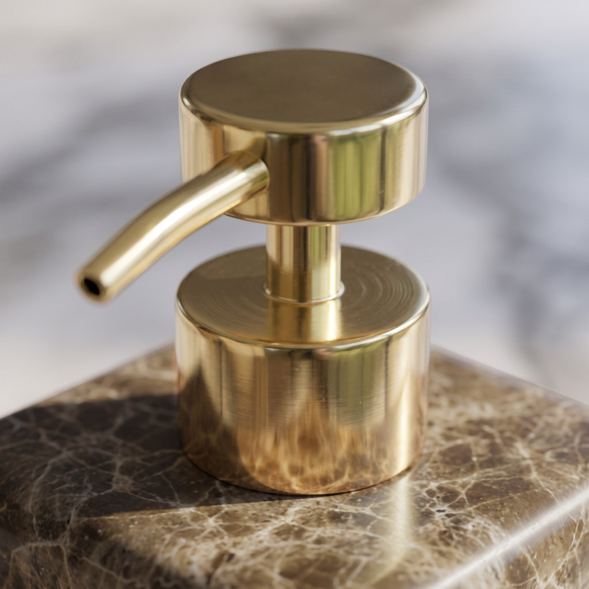 Imperial Marble Soap Dispenser - 7.6x7.6x18.5 cm-hbxdecorandfurnishings-bathroomaccessories-bathroomsets-image-2