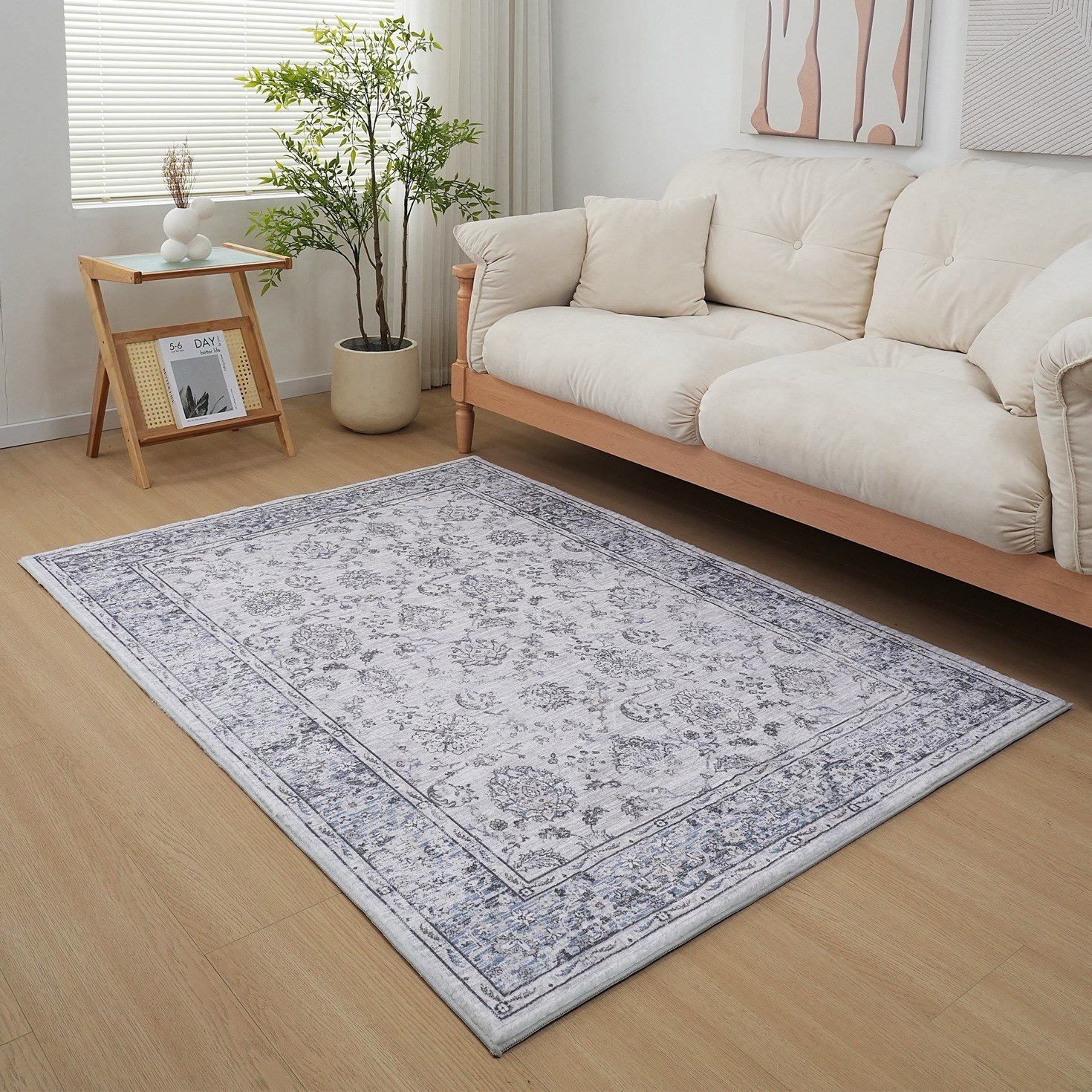 سجادة قطيفة فرو بطبعات من ميلان كلاسي -  120x170 سم-hbxdecorandfurnishings-floorcoverings-rugs-image-1