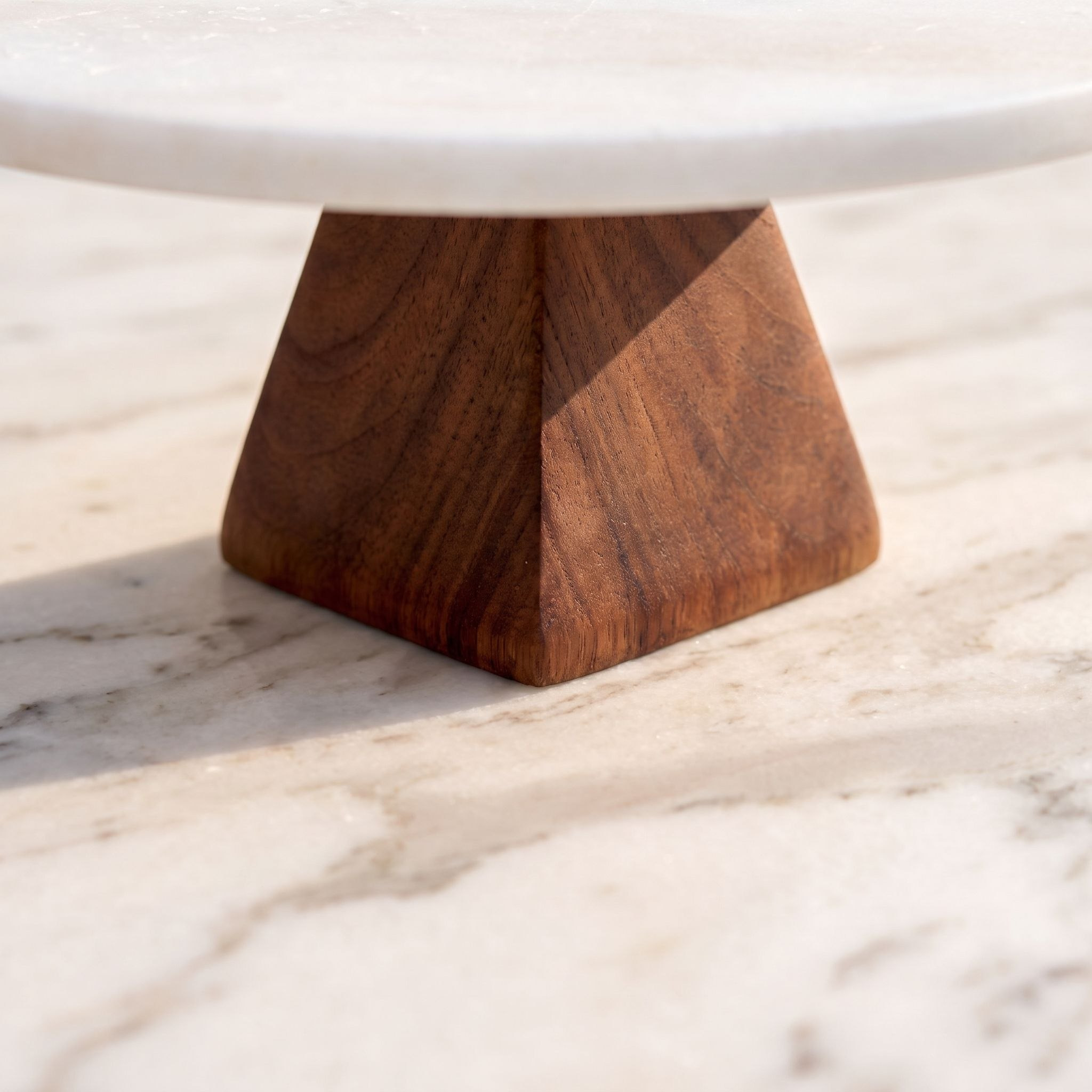Bianca Marble Foot Cake Stand - 30.5x30.5x12.5 cm-hbxdecorandfurnishings-tabletop-serveware-image-3