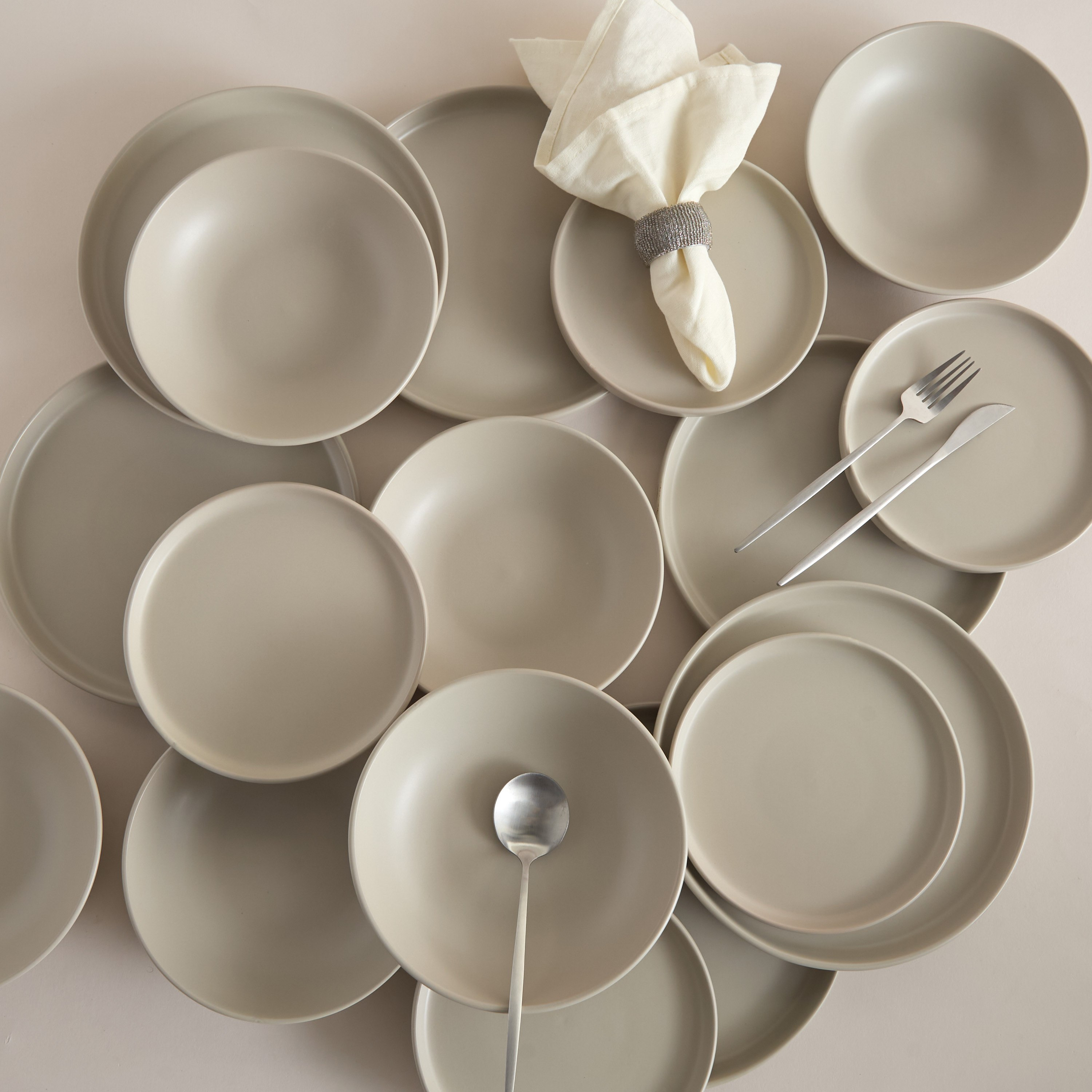 Elegenza Coral 18-Piece Dinner Set - Serves 6-hbxdiningroom-tabletop-dinnersets-image-4