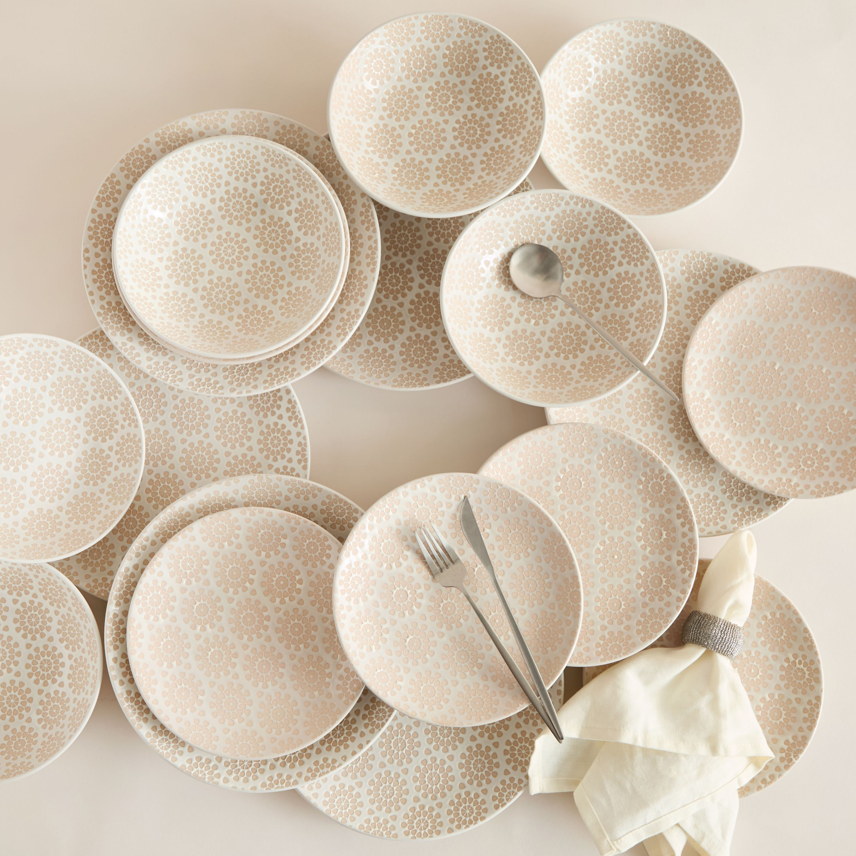 Elegenza Petunia Reactive 18-Piece Dinner Set - Serves 6-hbxdiningroom-tabletop-dinnersets-image-4