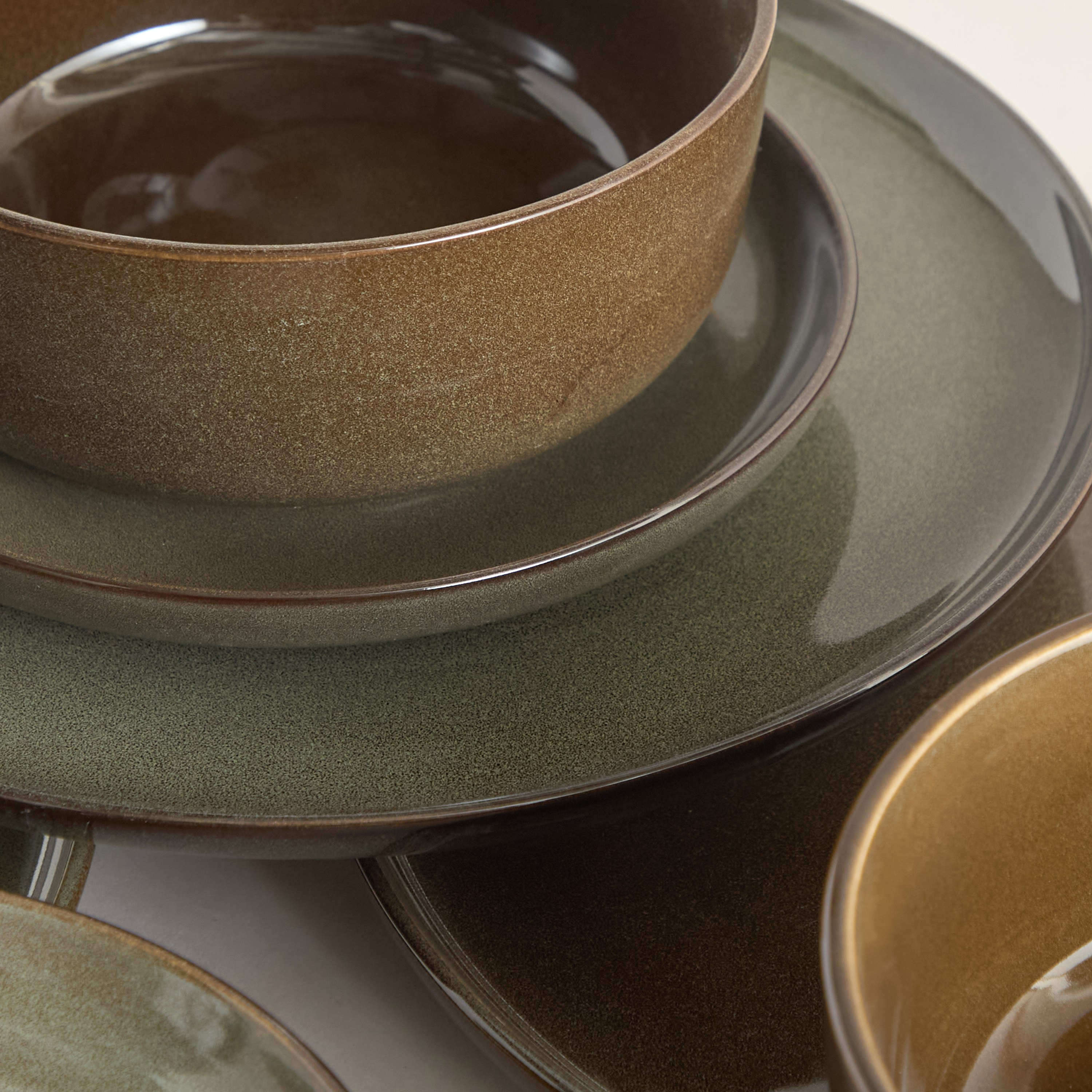 Elegenza Cosmos 12-Piece Dinner Set - Serves 4-hbxdiningroom-tabletop-dinnersets-image-2
