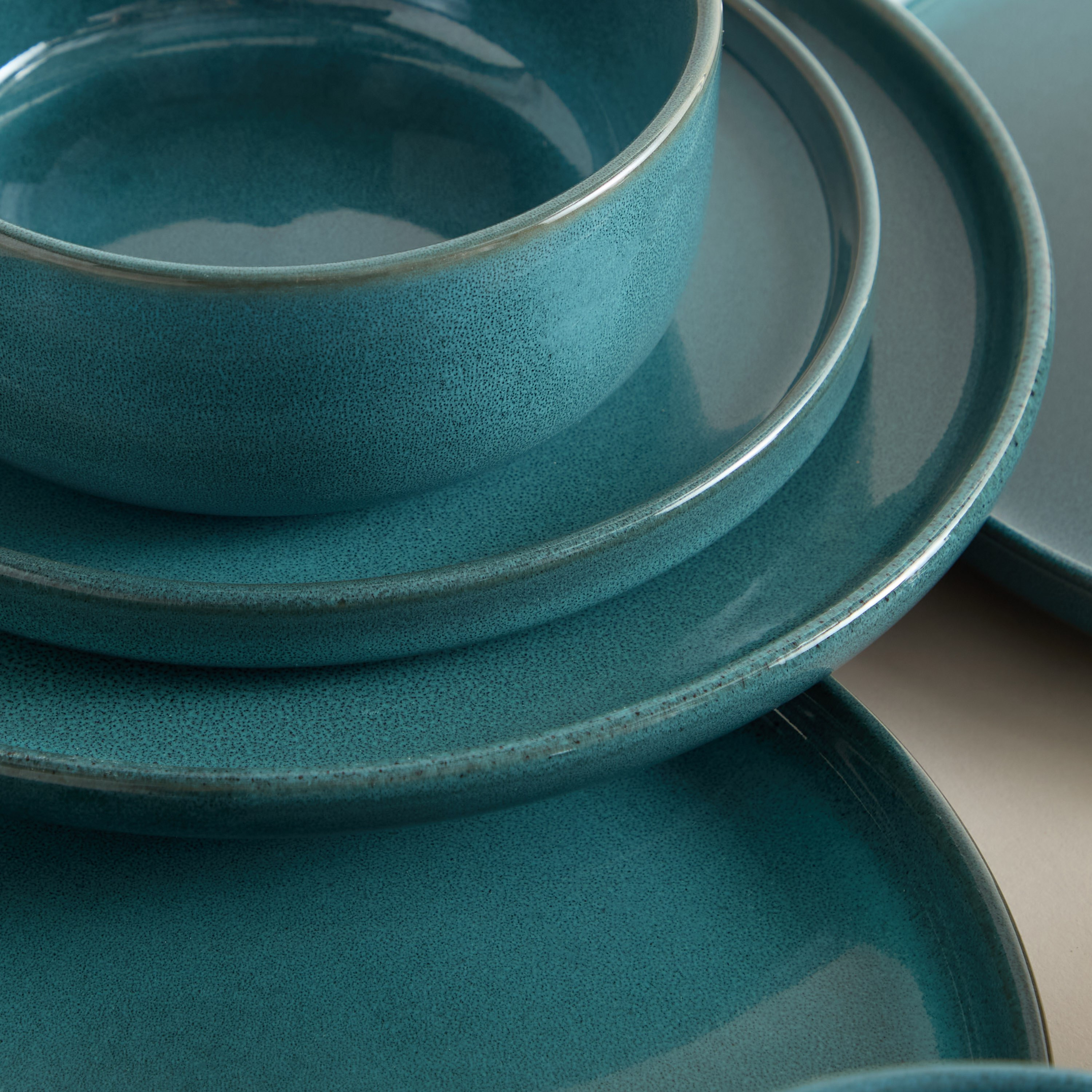 Elegenza Poppy Reactive 18-Piece Dinner Set - Serves 6-hbxdiningroom-tabletop-dinnersets-image-2