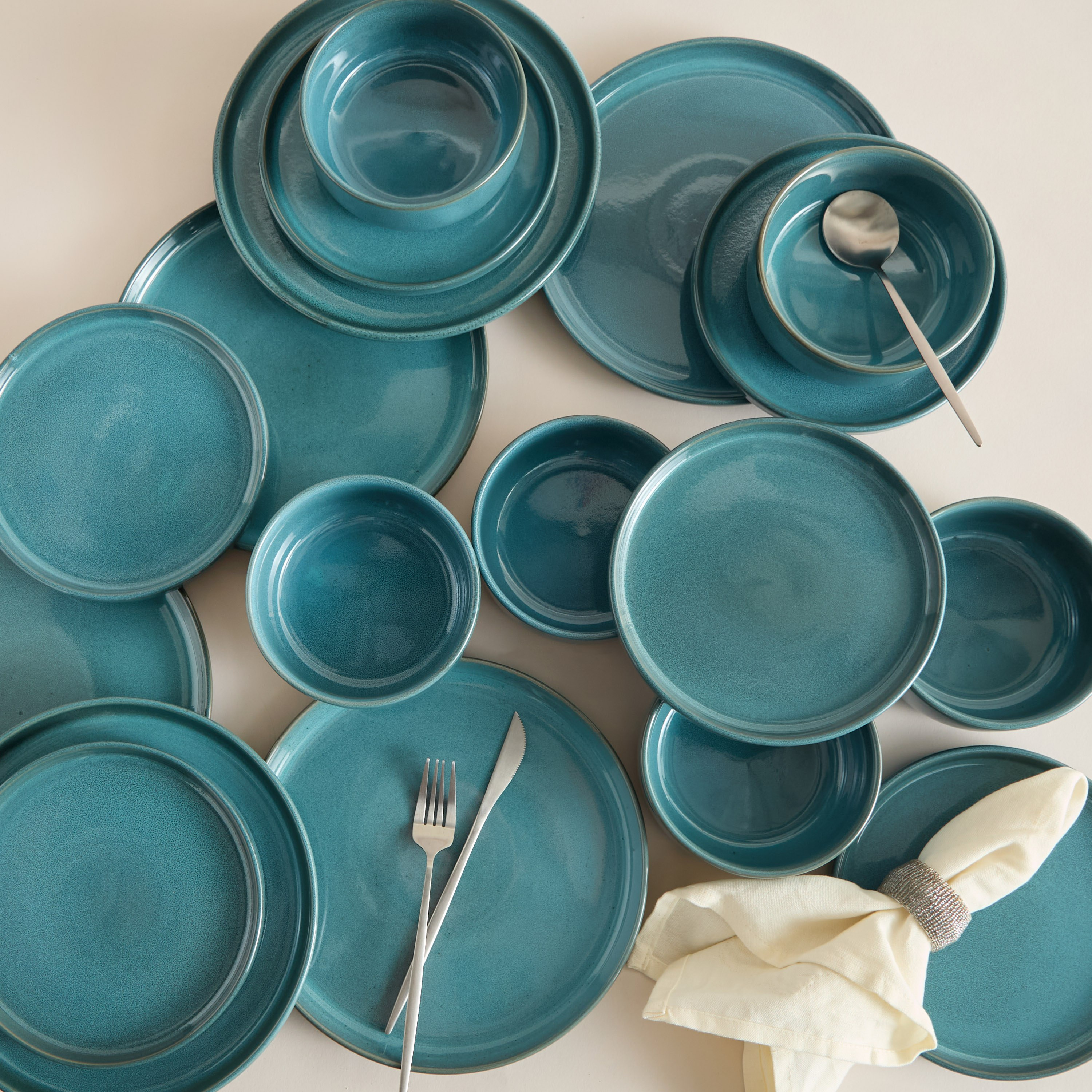 Elegenza Poppy Reactive 18-Piece Dinner Set - Serves 6-hbxdiningroom-tabletop-dinnersets-image-4