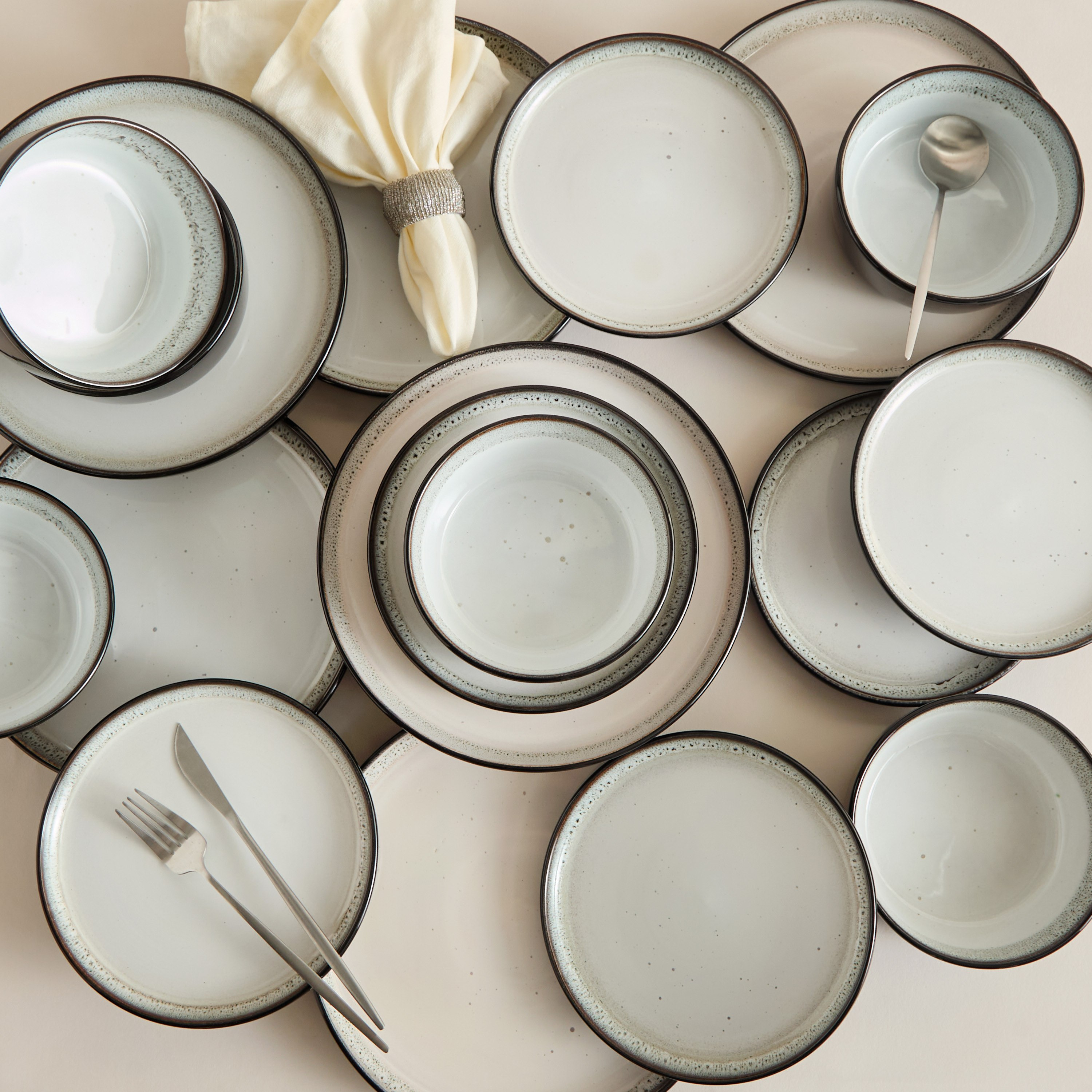 Elegenza Celosia Reactive 18-Piece Dinner Set - Serves 6-hbxdiningroom-tabletop-dinnersets-image-4