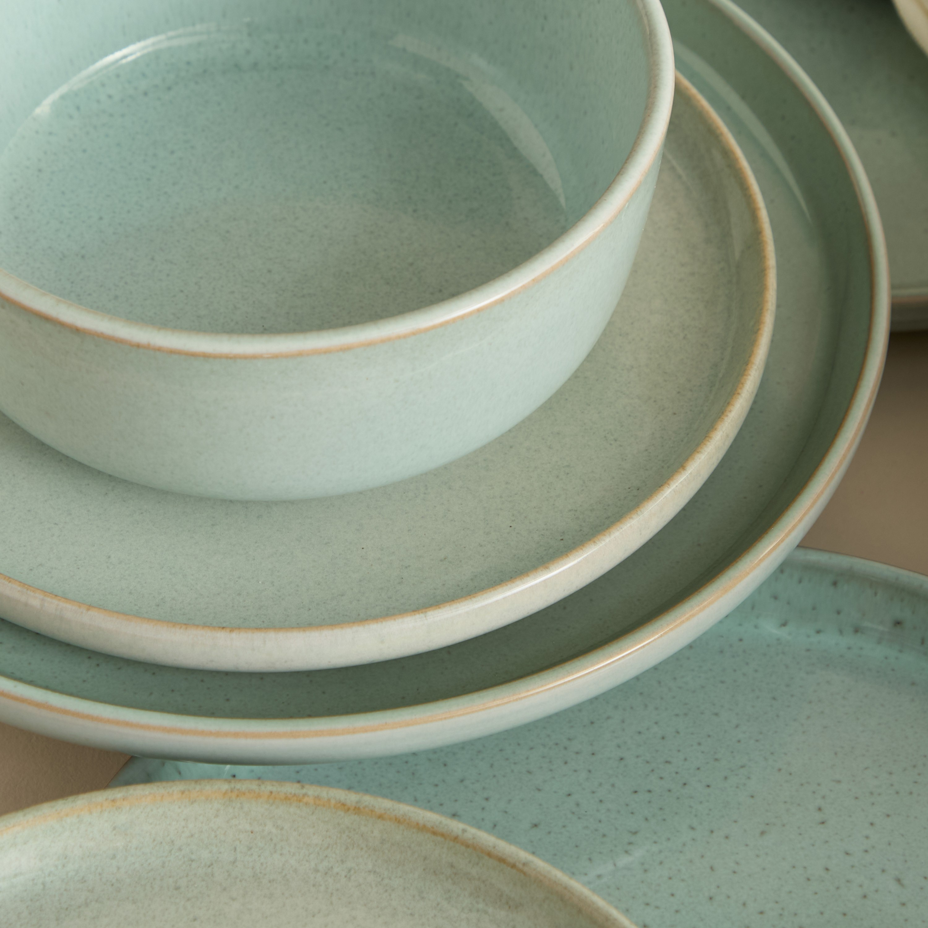Elegenza Lily Reactive 18-Piece Dinner Set - Serves 6-hbxdiningroom-tabletop-dinnersets-image-2