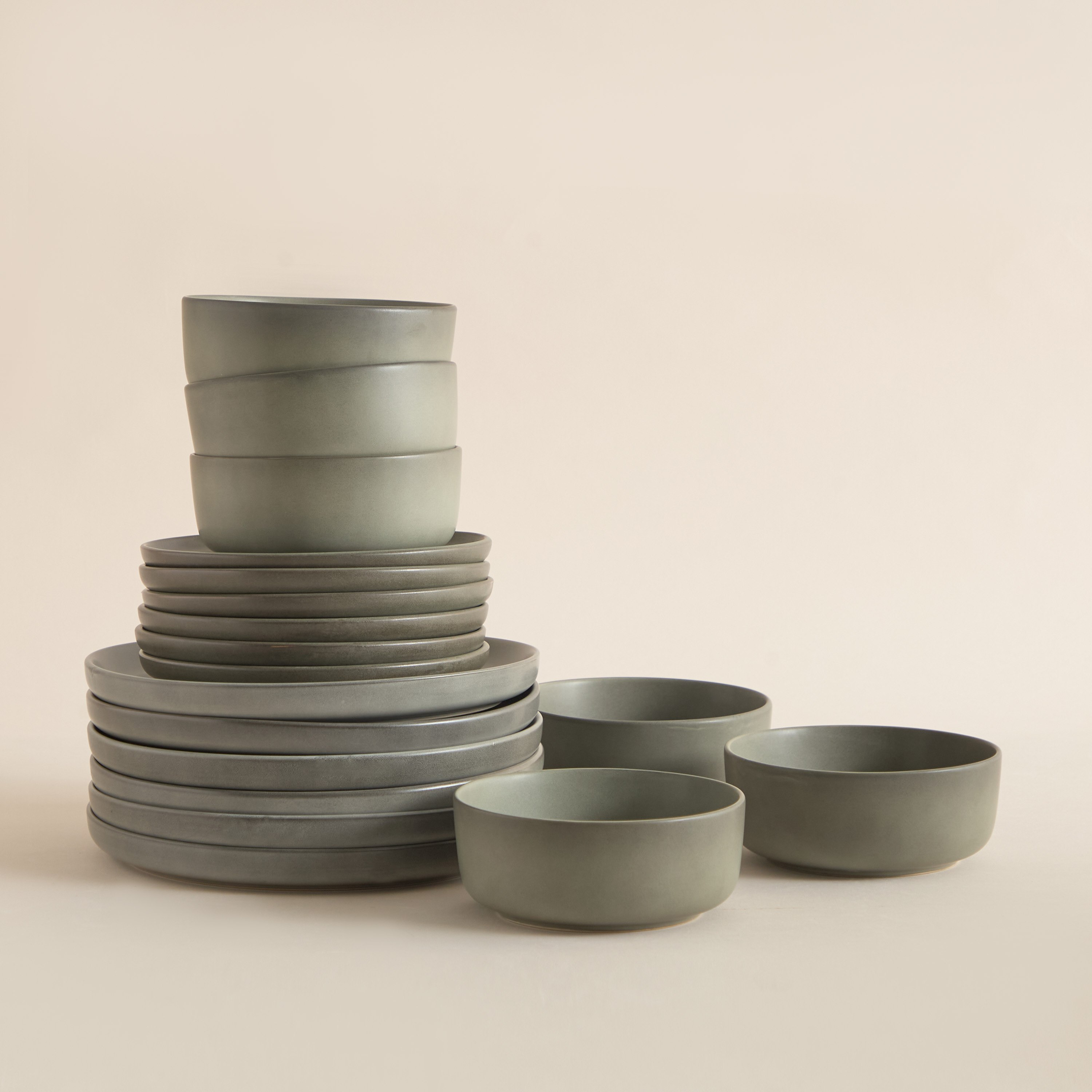 Elegenza Carnation Reactive 18-Piece Dinner Set - Serves 6-PROMO_HB_SA_SETFOR1299_270826-image-3