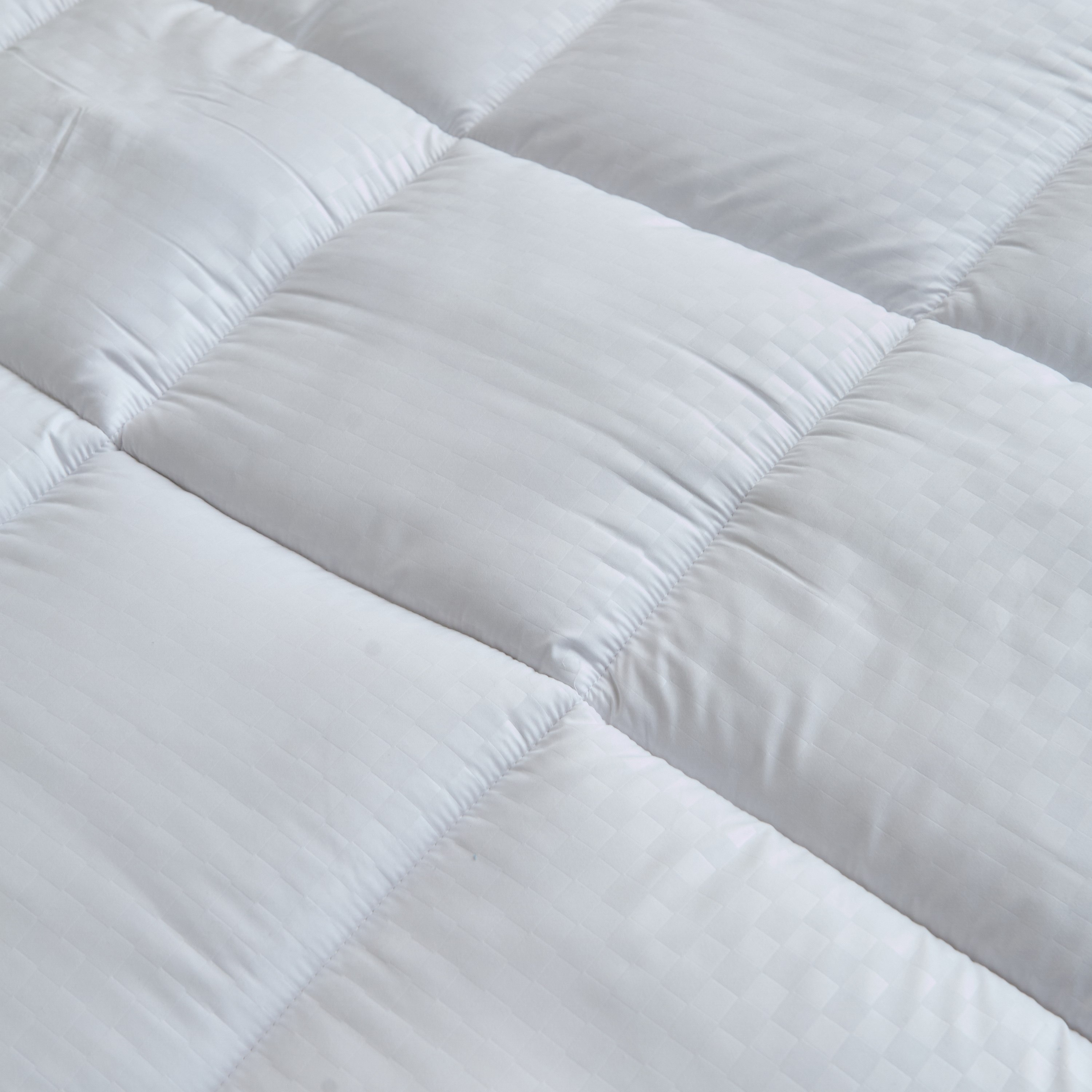 Hilton Actifresh Single Mattress Topper - 90x200+4 cm-hbxhomeware-hbxbedroom-image-4