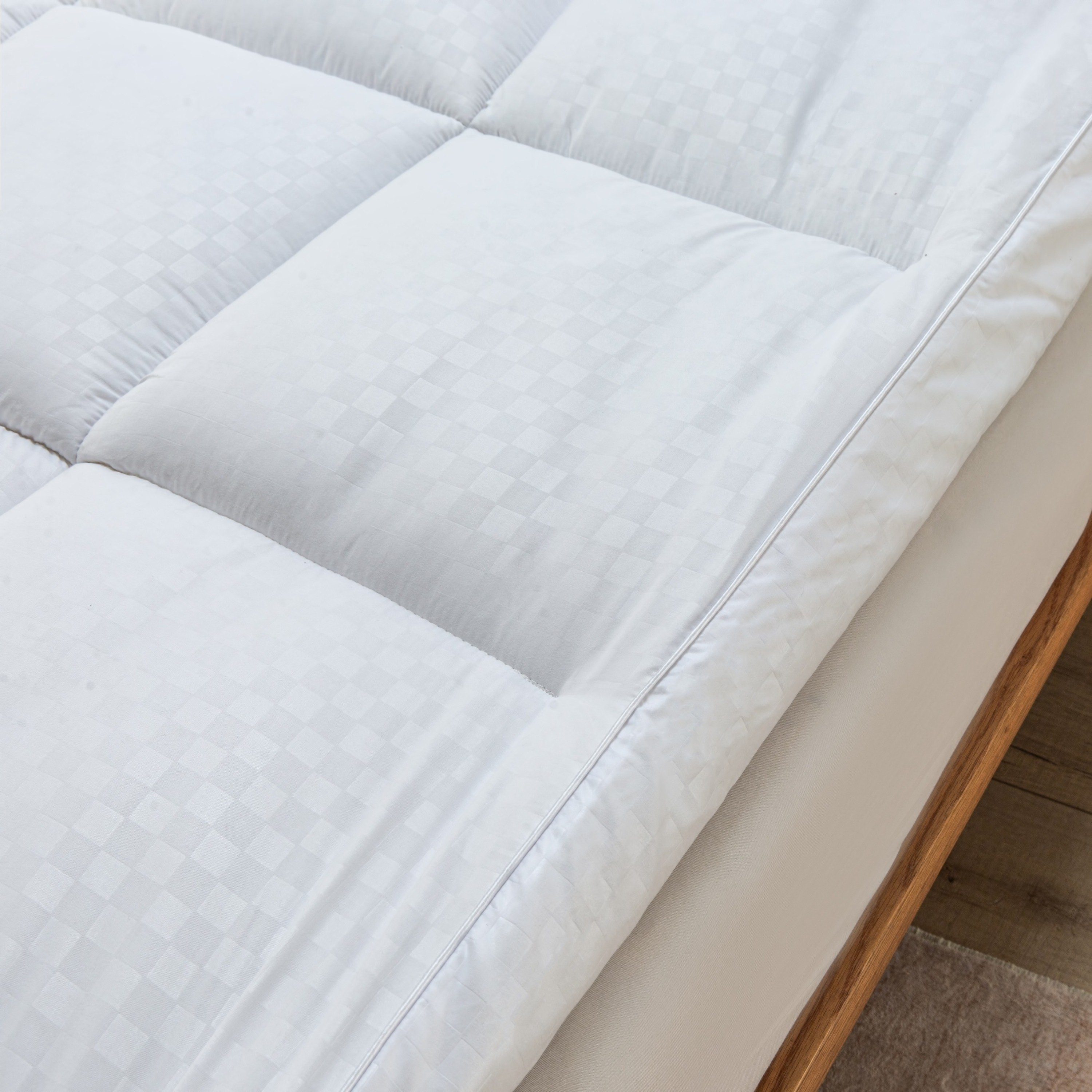 Hilton-Actifresh Queen Extra Thick Mattress Topper - 150x200+8 cm-hbxhomeware-hbxbedroom-image-7