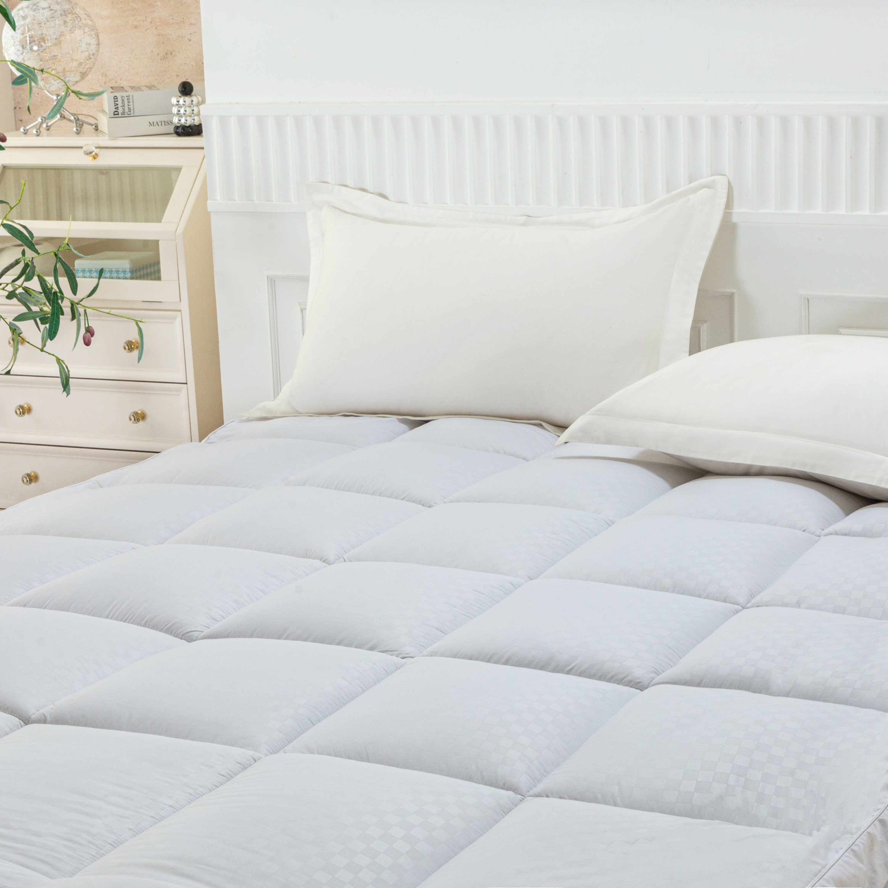 Hilton-Actifresh Olympic Queen Extra Thick Mattress Topper - 160x200+8 cm-hbxhomeware-hbxbedroom-image-2