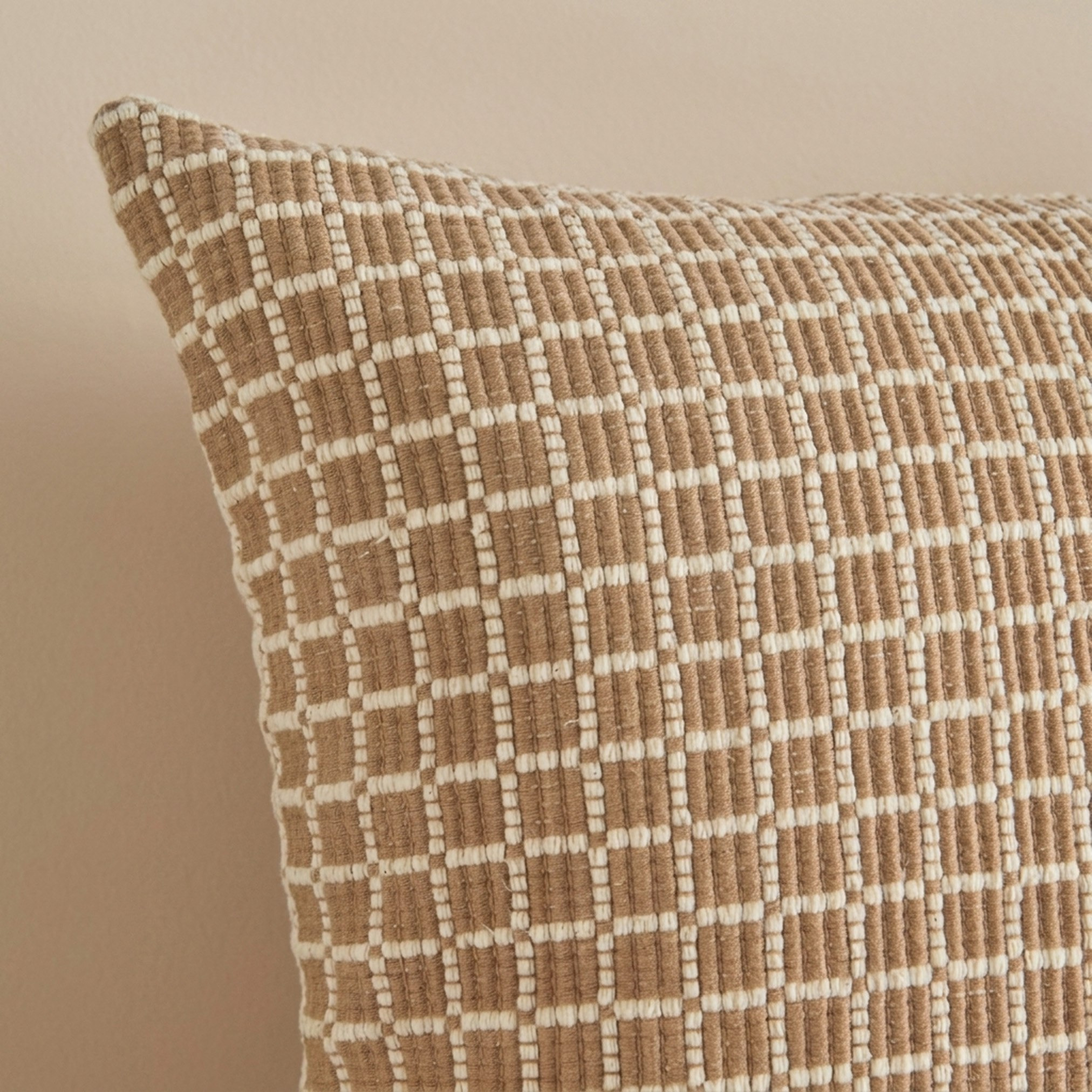 وسادة جاكارد محشوة من تيرا - 50x50 سم-hbxlivingroom-furnishings-cushionsandcovers-filledcushions-image-3