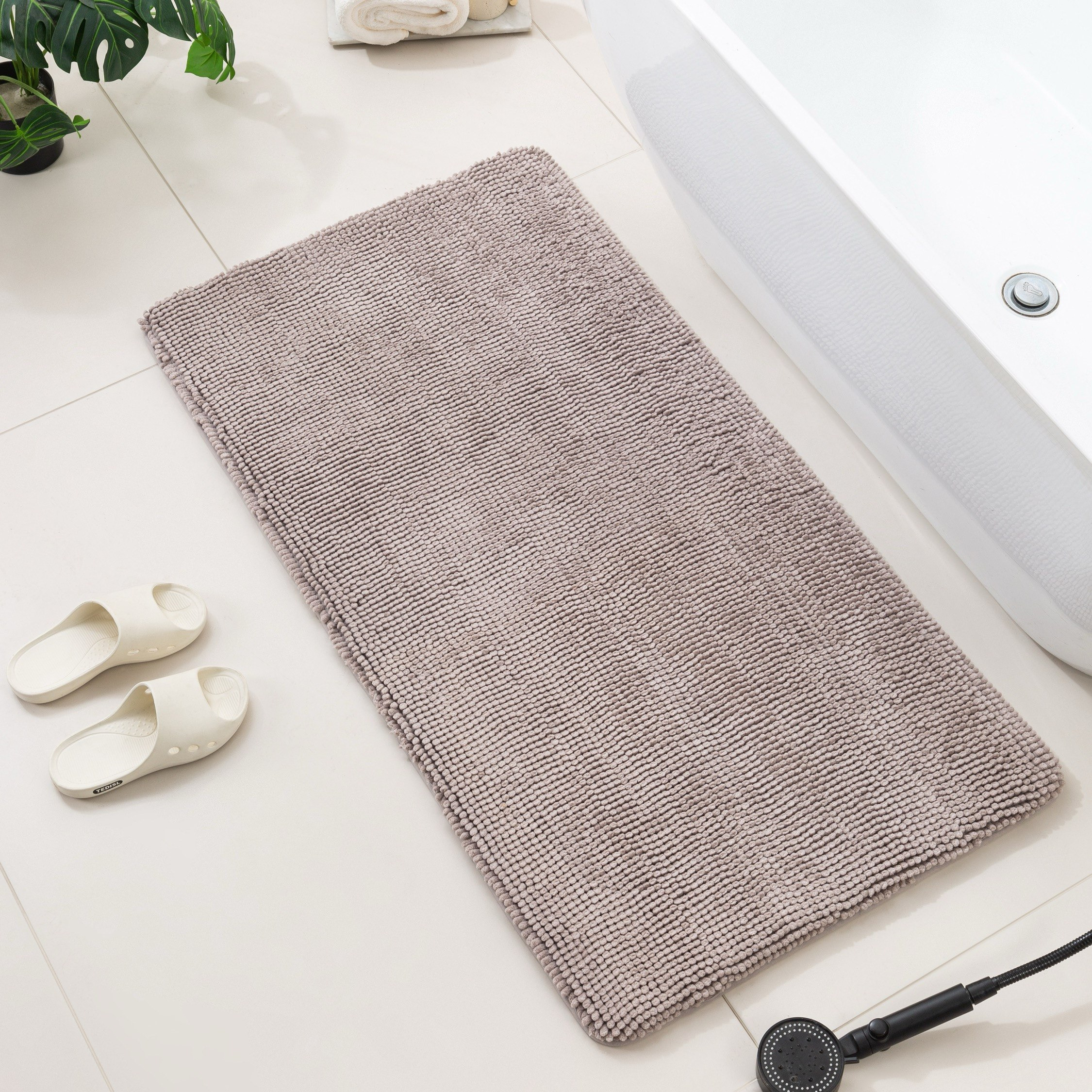سجادة حمام شنييل ميموري فوم من لوكسوت إيليت - 70x120 سم-hbxbedroom-floorcoverings-bathmats-image-1