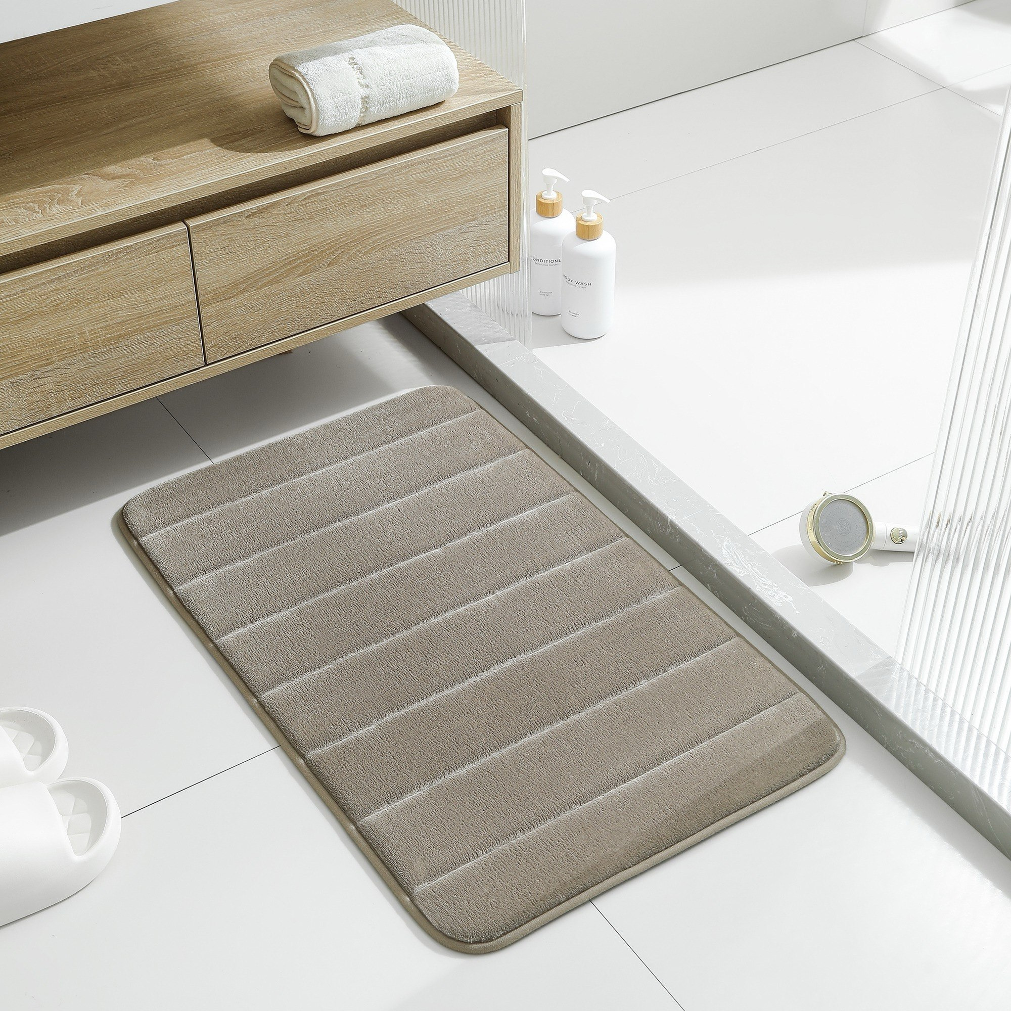 Essential Memory Foam with Mesh Backing Bathmat - 40x60 cm-hbxbedroom-floorcoverings-bathmats-image-1