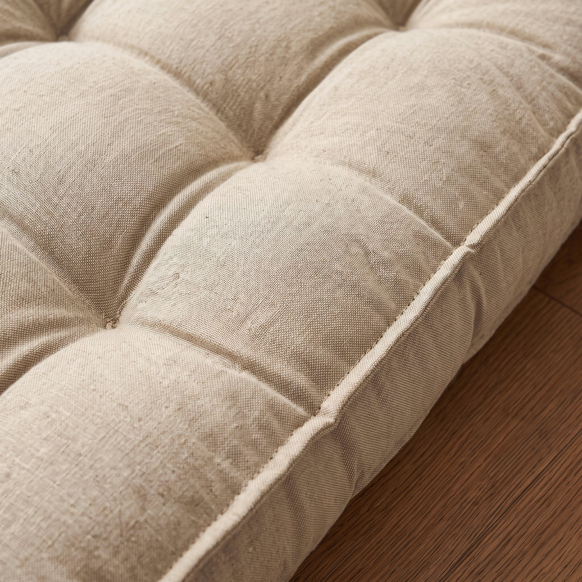 وسادة أرضية من دنيم شامبراي - 50×100×12 سم-hbxhomeware-hbxdecorandfurnishings-image-2