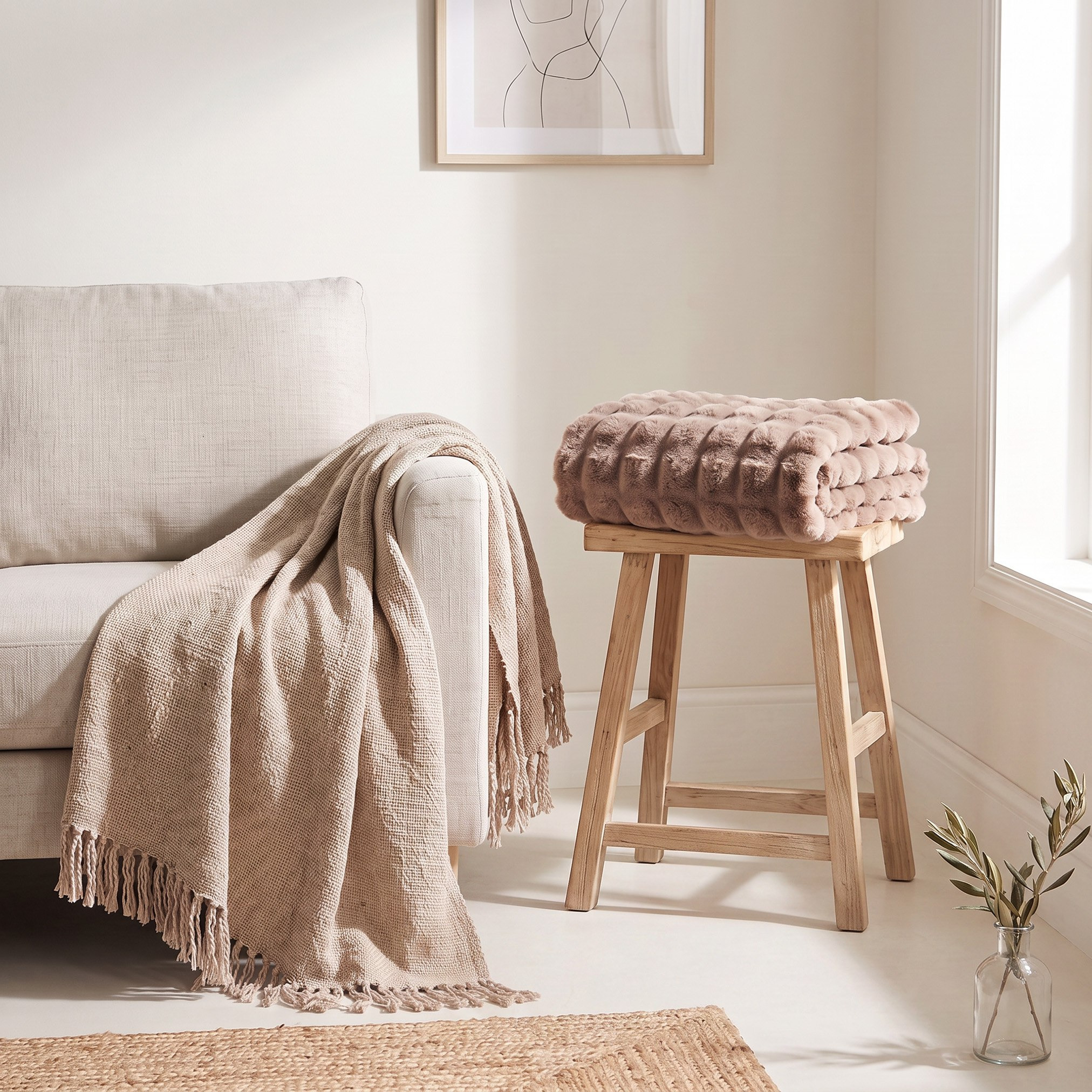Ness 2-Side Brushed Bubble Faux Fur Throw - 130x170 cm-hbxdecorandfurnishings-bedding-throws-image-4