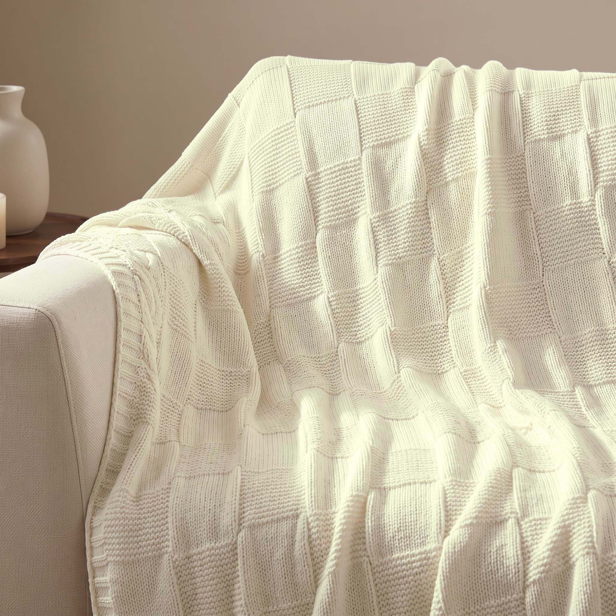 Breda Check Knitted Acrylic Throw - 130x170 cm-hbxdecorandfurnishings-bedding-throws-image-2