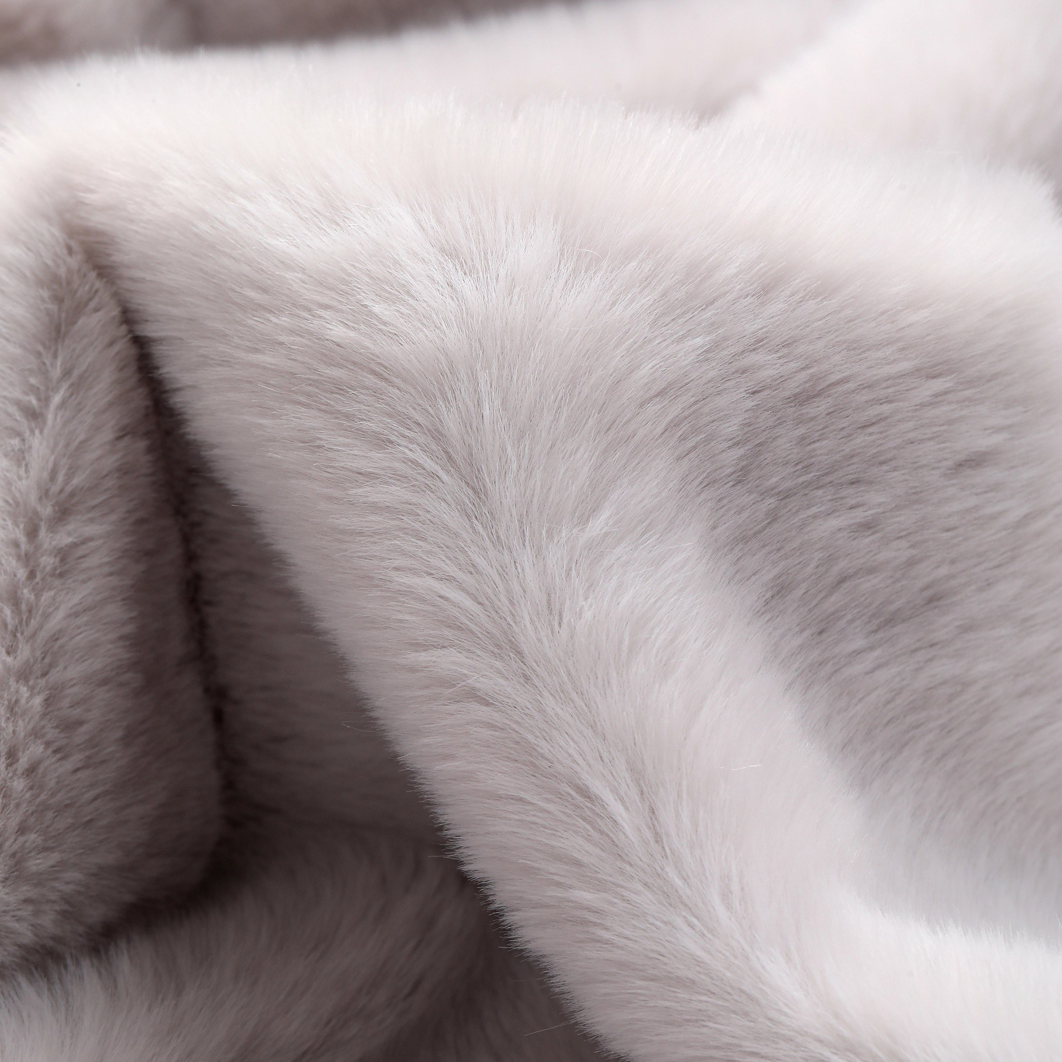 بطانية كينج من فرو الأرانب طبقة مزدوجة من لاورا - 220x240 سم-hbxhomeware-bedding-blankets-image-2