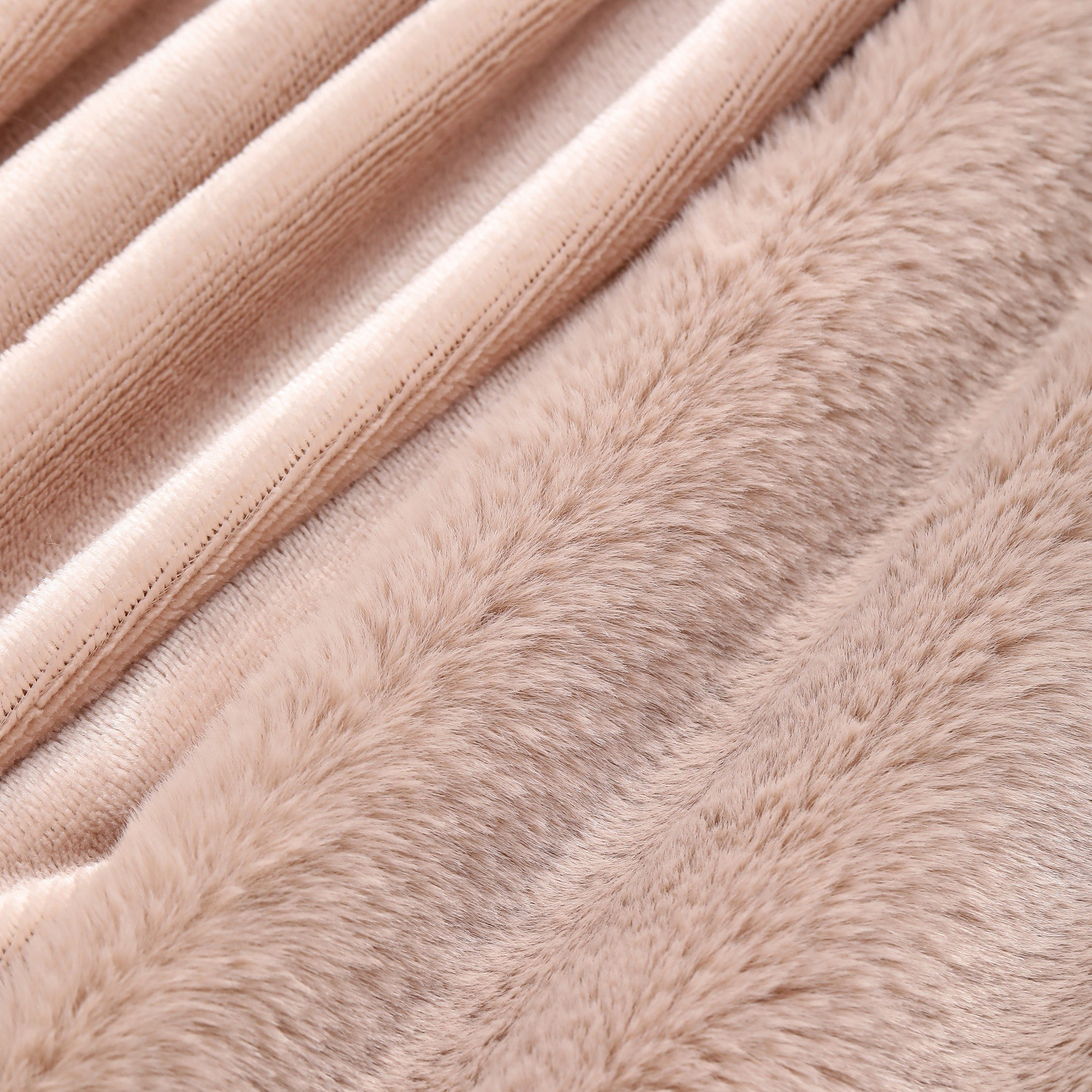 Lla Ura Rabbit Fur Double Layer King Blanket -220x240 cm-hbxhomeware-bedding-blankets-image-4