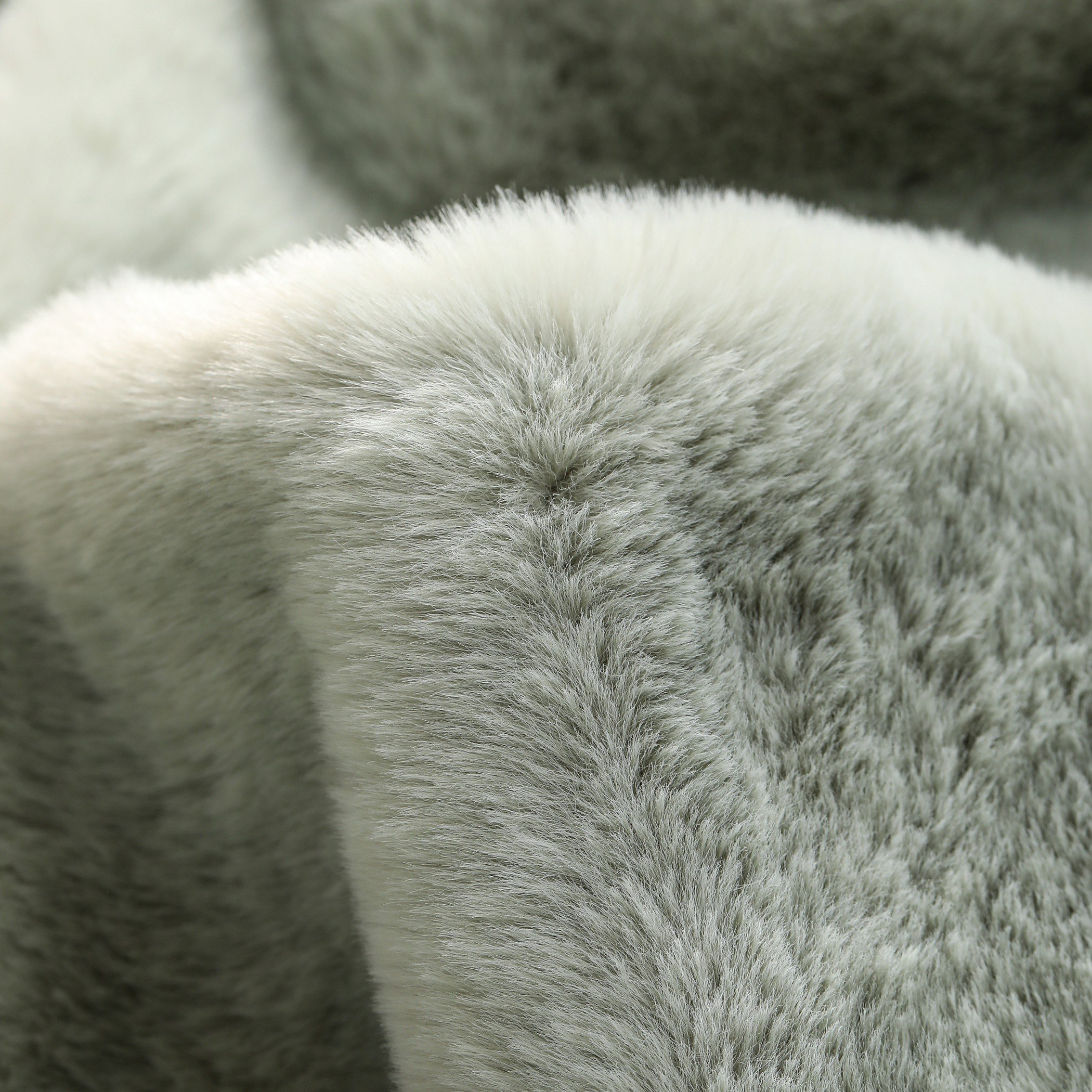 Lla Ura Rabbit Fur Double Layer King Blanket -220x240 cm-hbxhomeware-bedding-blankets-image-2