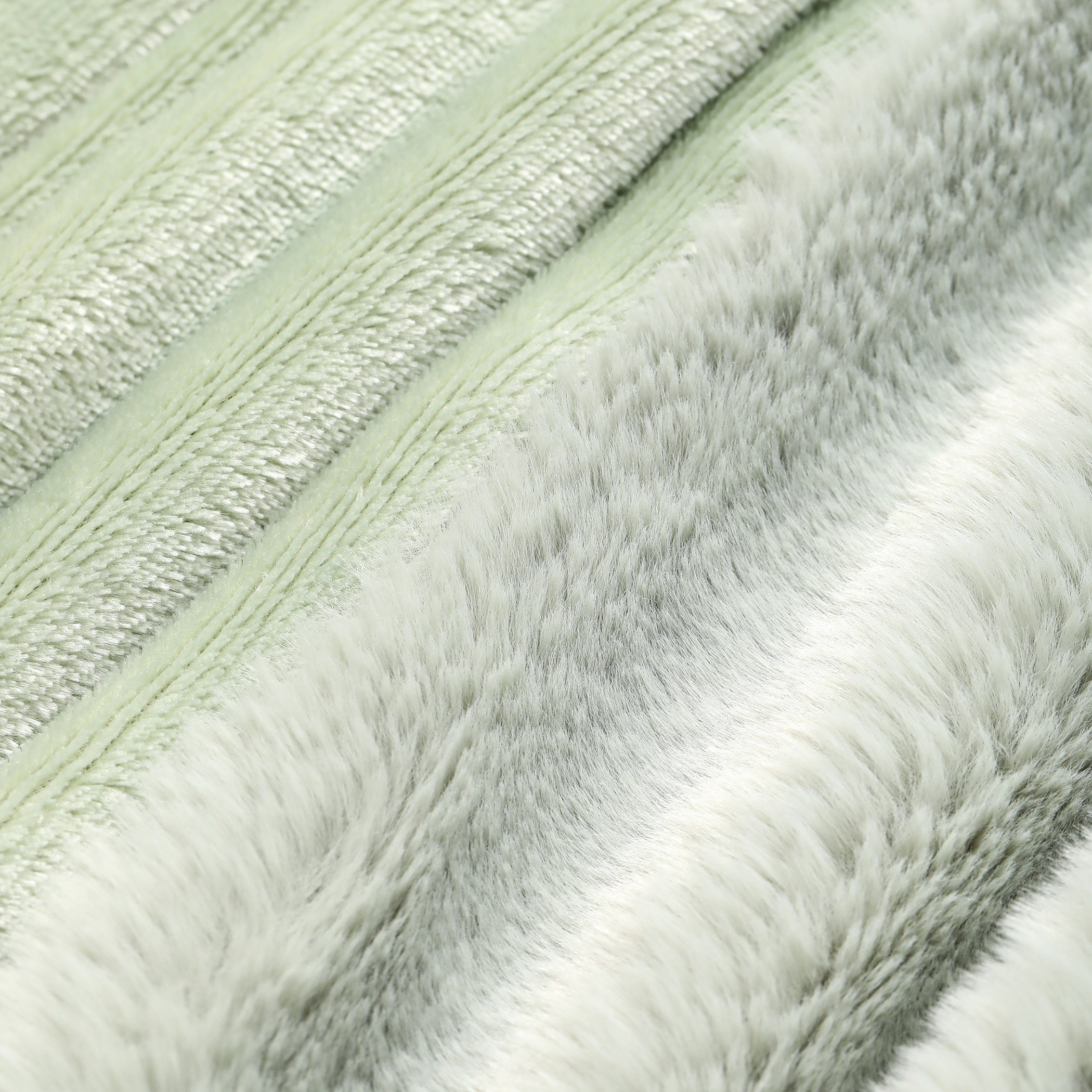 Lla Ura Rabbit Fur Double Layer King Blanket -220x240 cm-hbxhomeware-bedding-blankets-image-4
