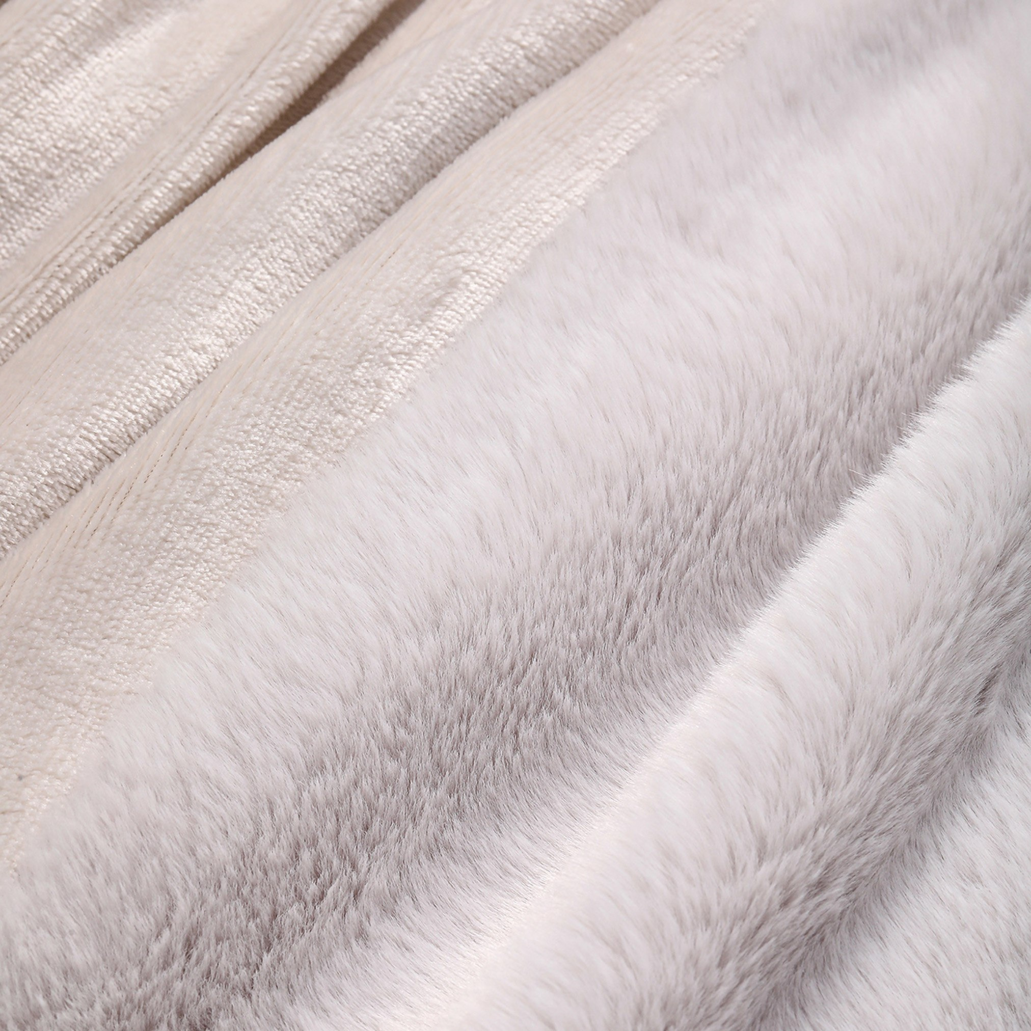 Lla Ura Rabbit Fur Double layer Throw - 130x170 cm-hbxdecorandfurnishings-bedding-throws-image-2