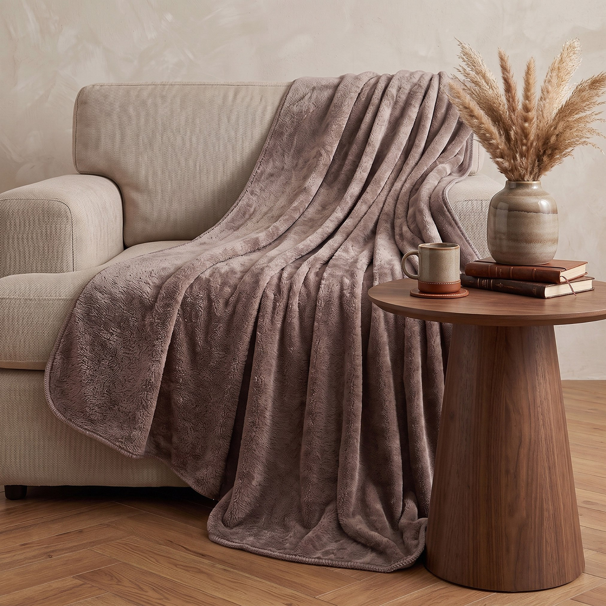 Logan Chenille Double Layer Throw - 130x170 cm-hbxdecorandfurnishings-bedding-throws-image-1