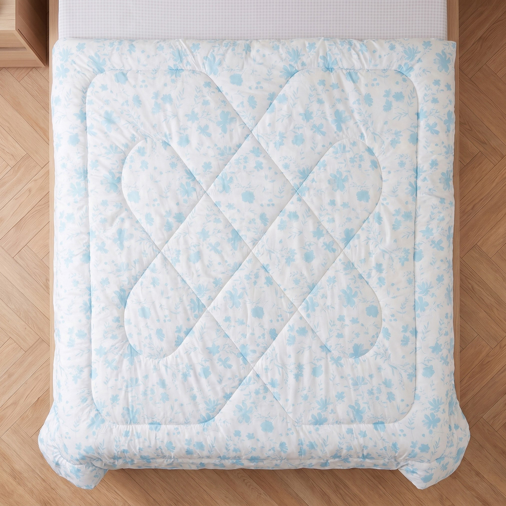 Matrix Floral Microfibre King Comforter - 220x240 cm-hbxbedroom-bedding-comfortersets-image-5