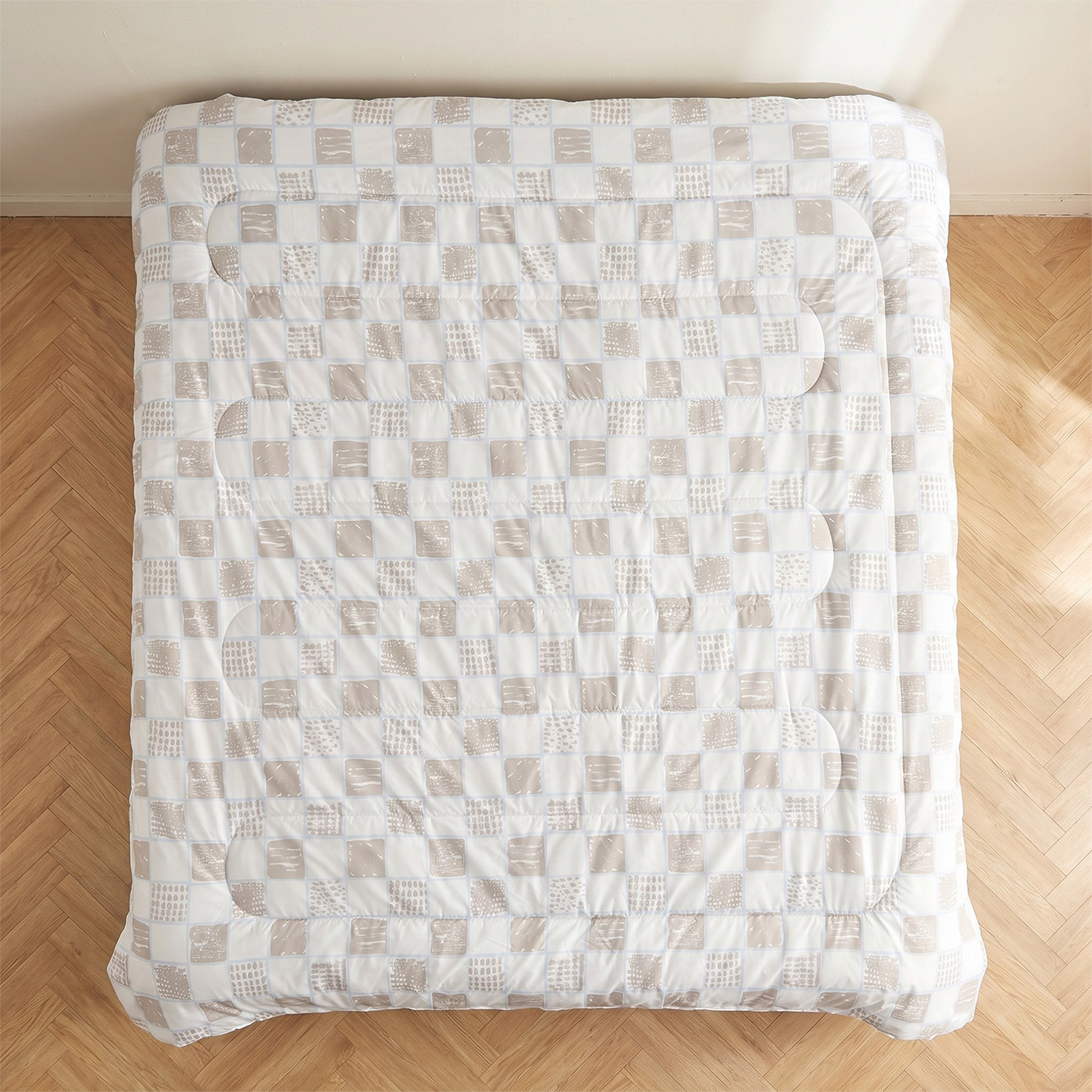 Matrix Floral Microfibre King Comforter - 220x240 cm-hbxbedroom-bedding-comfortersets-image-5