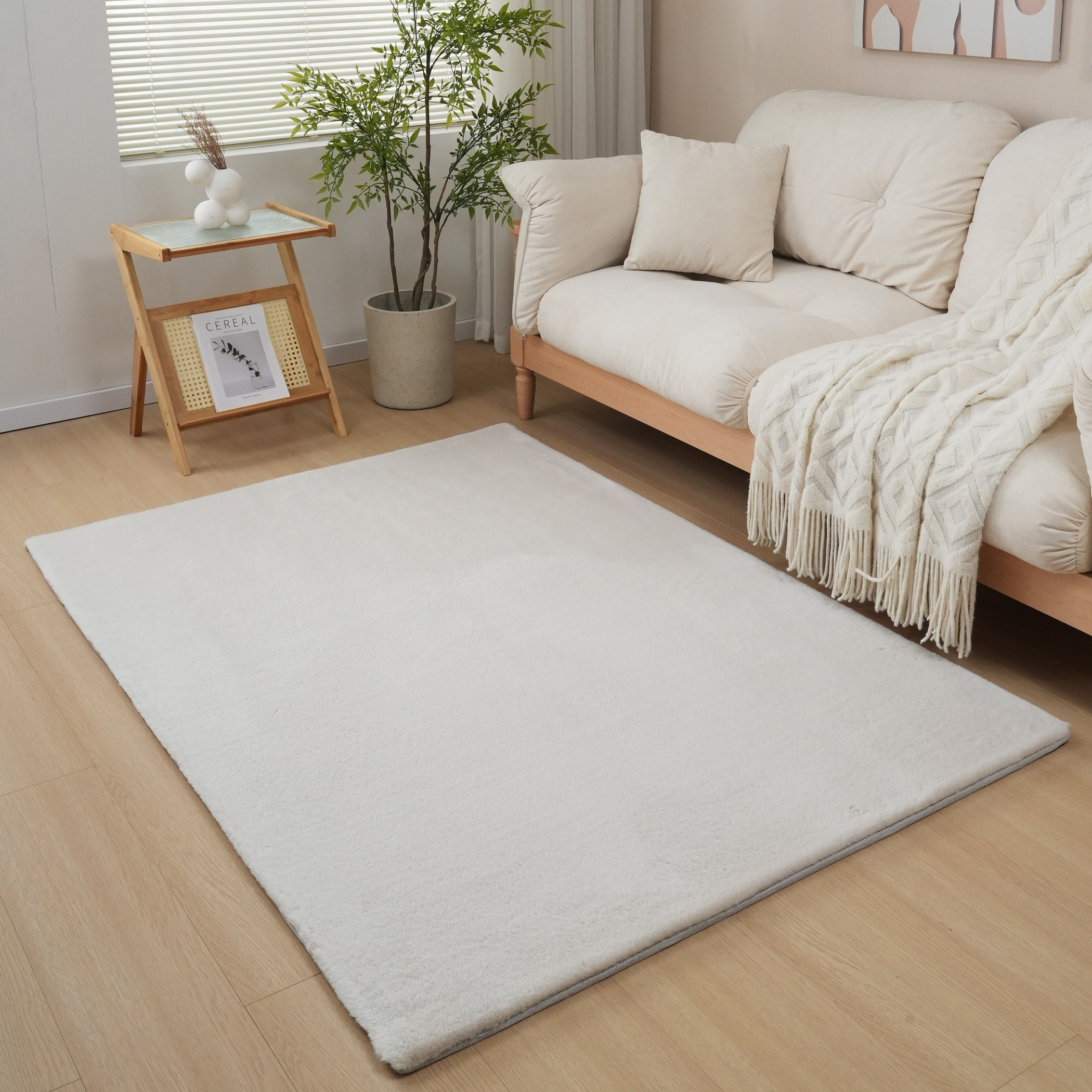 Faux Rabbit Fur Rug -120x170 cm-hbxdecorandfurnishings-floorcoverings-rugs-image-1