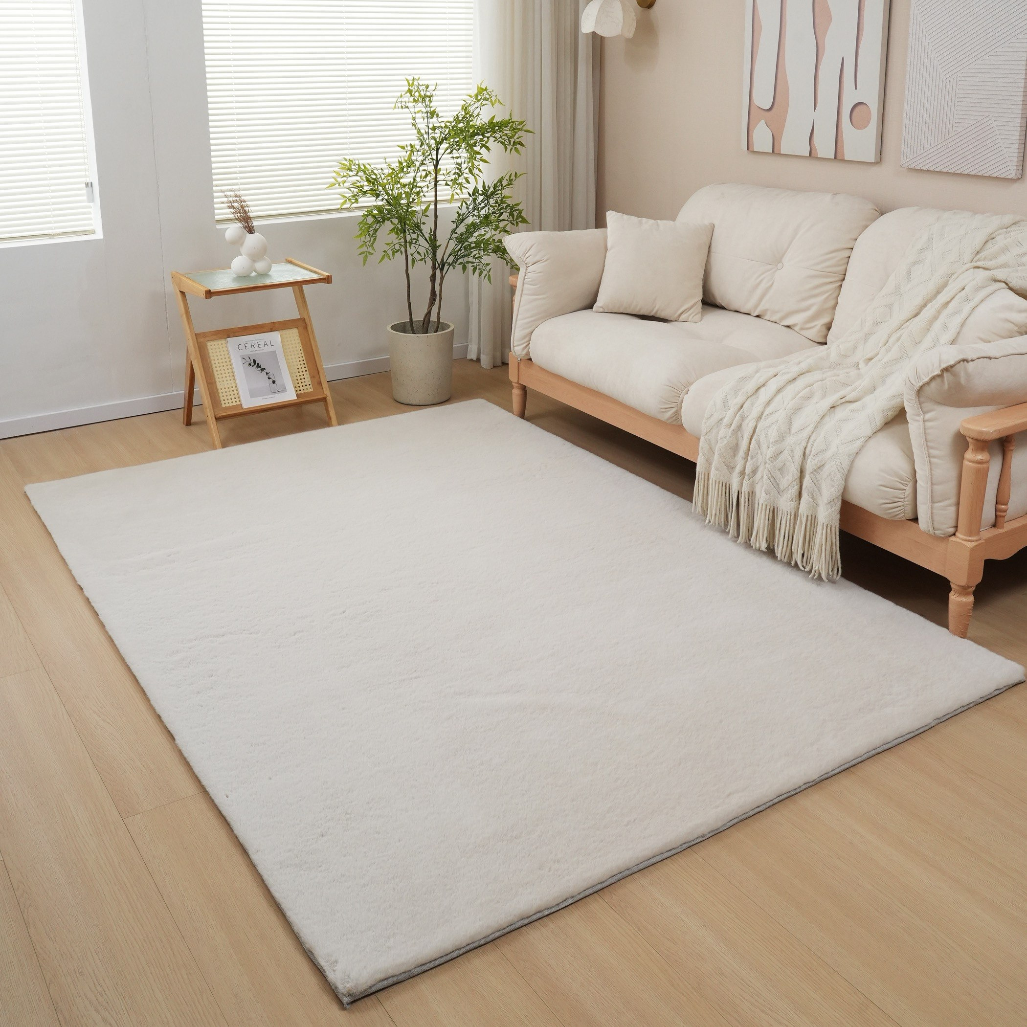 Faux Rabbit Fur Rug - 160x230 cm-hbxdecorandfurnishings-floorcoverings-rugs-image-1