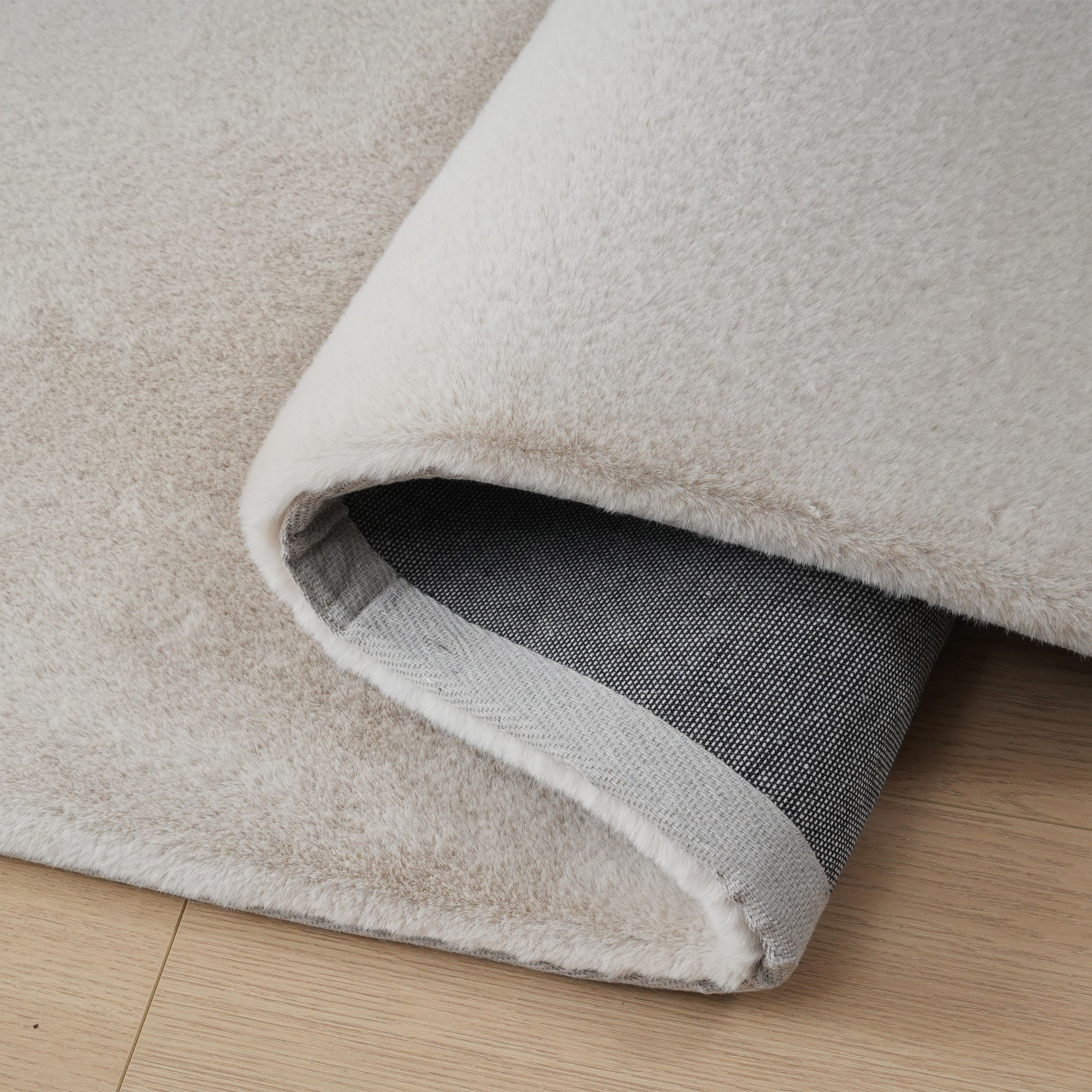 Faux Rabbit Fur Rug - 160x230 cm-hbxdecorandfurnishings-floorcoverings-rugs-image-4