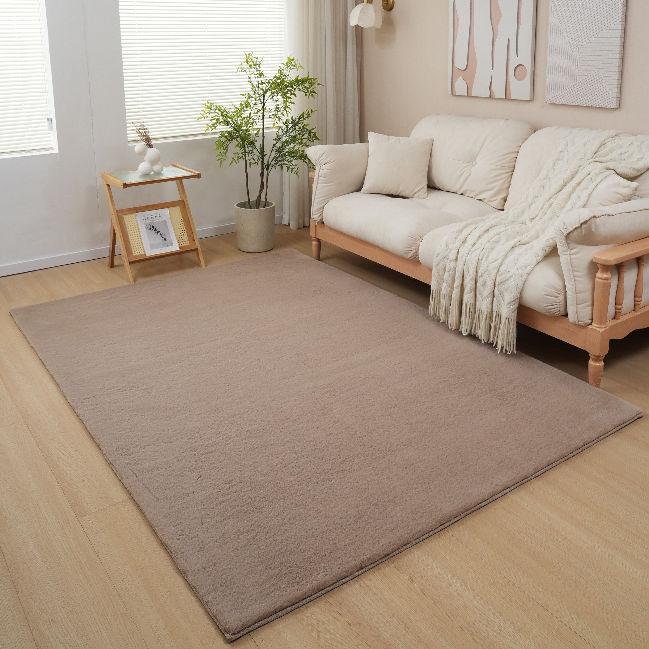 Faux Rabbit Fur Rug - 160x230 cm-hbxdecorandfurnishings-floorcoverings-rugs-image-1