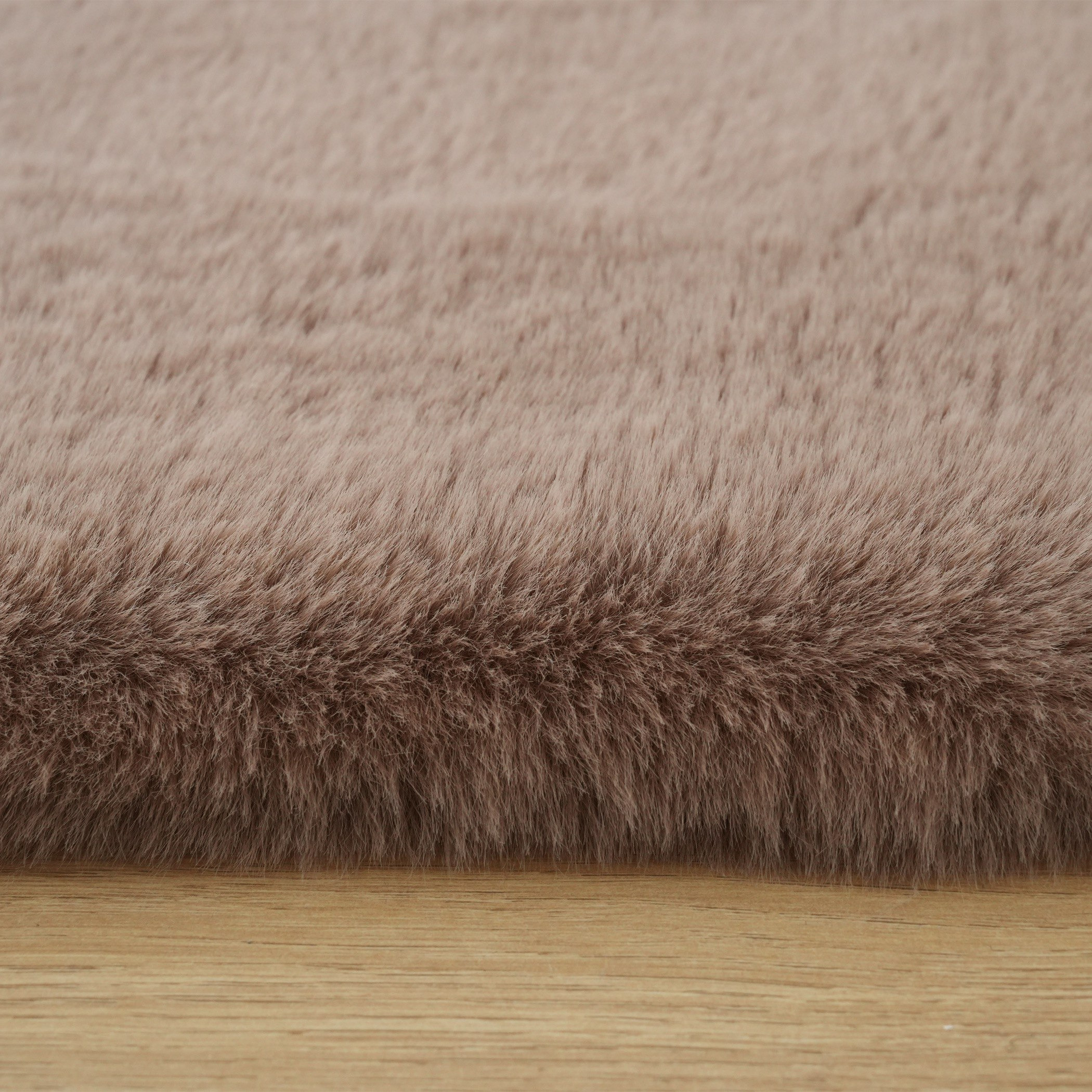 Faux Rabbit Fur Rug - 75x125 cm-hbxdecorandfurnishings-floorcoverings-rugs-image-2