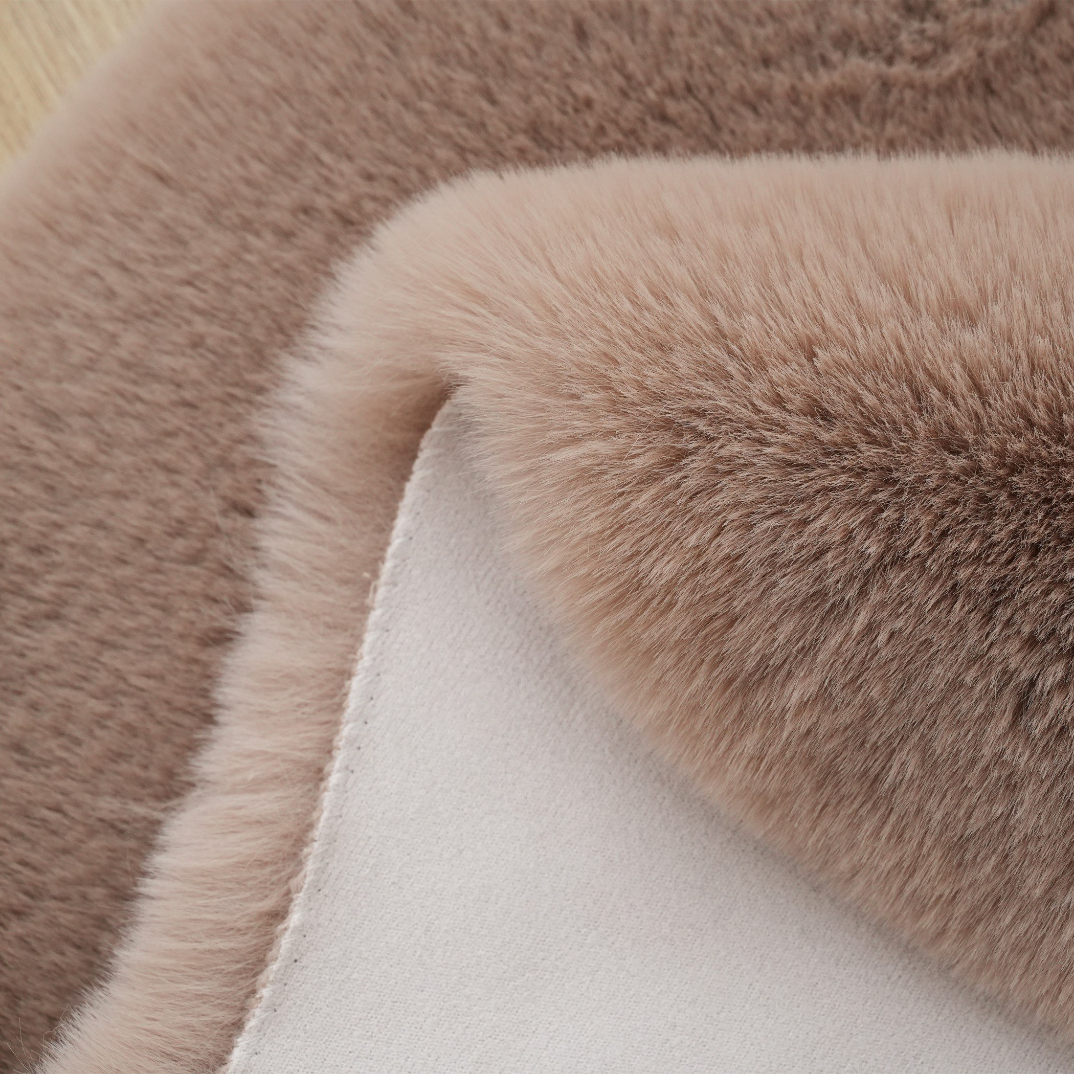 Faux Rabbit Fur Rug - 75x125 cm-hbxdecorandfurnishings-floorcoverings-rugs-image-3