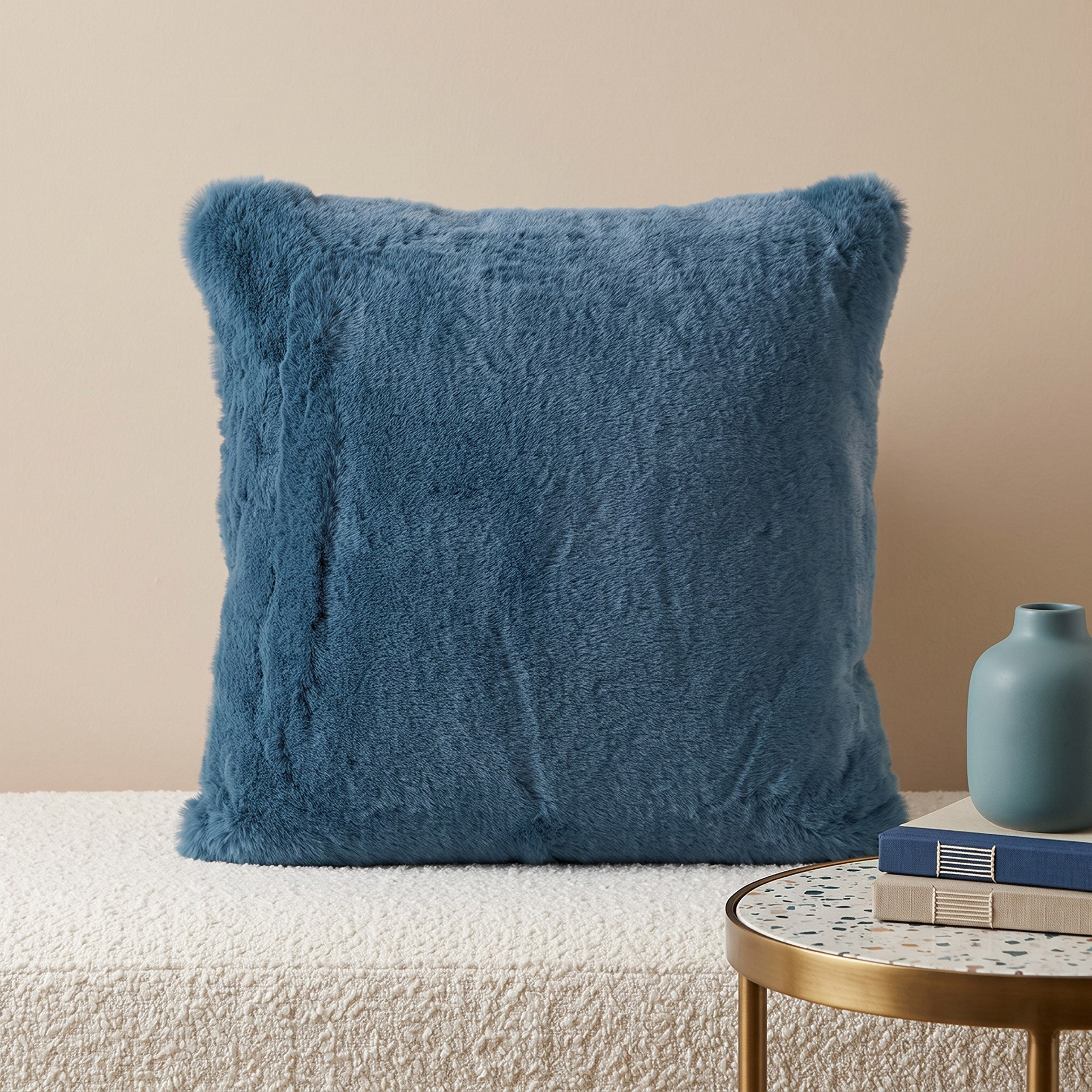 Faux Rabbit Fur Filled Cushion - 50x50 cm-PROMO_HB_SA_SETFOR1299_270826-image-1