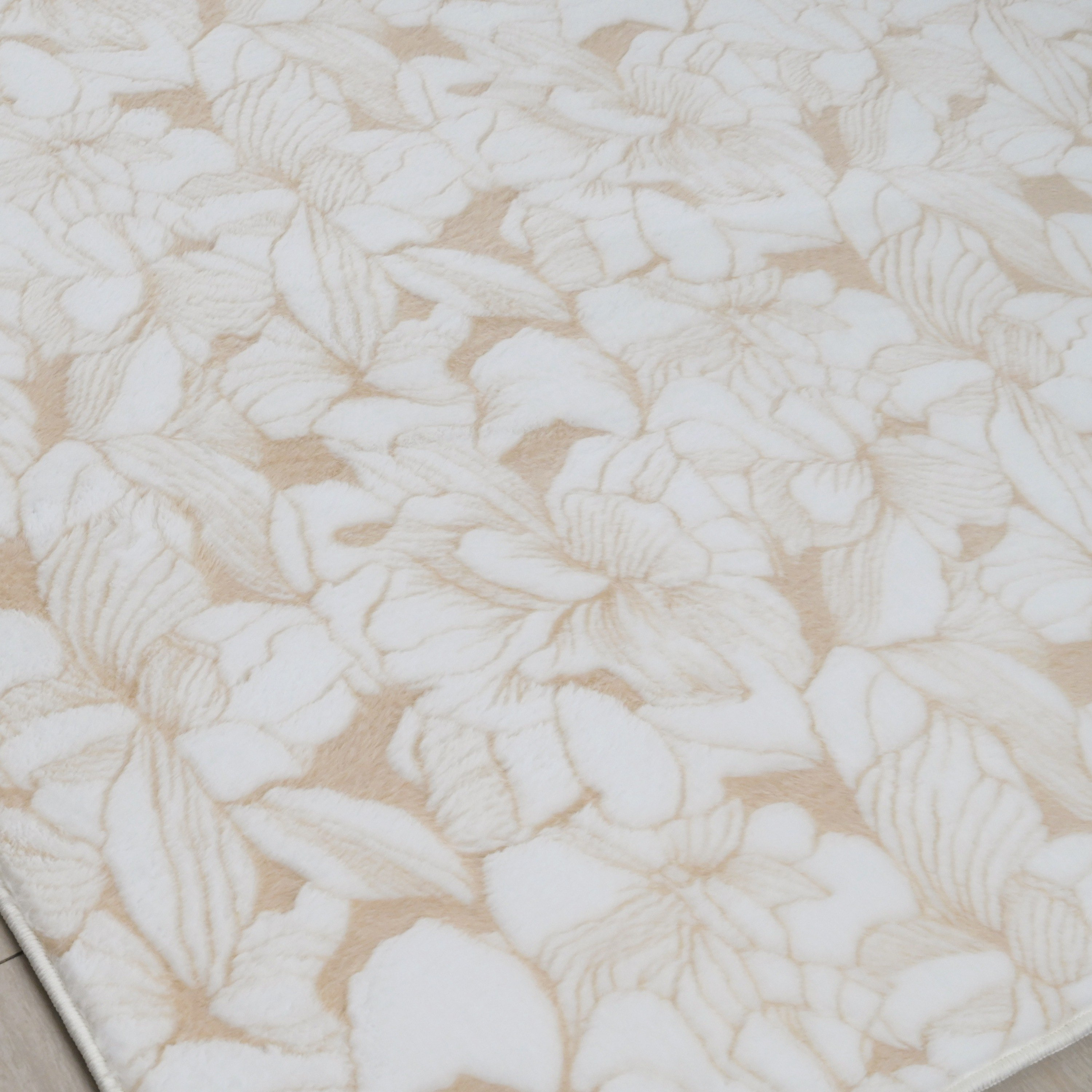 Nias Garden Patterned Soft and Plush Rug - 200x300 cm-hbxdecorandfurnishings-floorcoverings-rugs-image-3