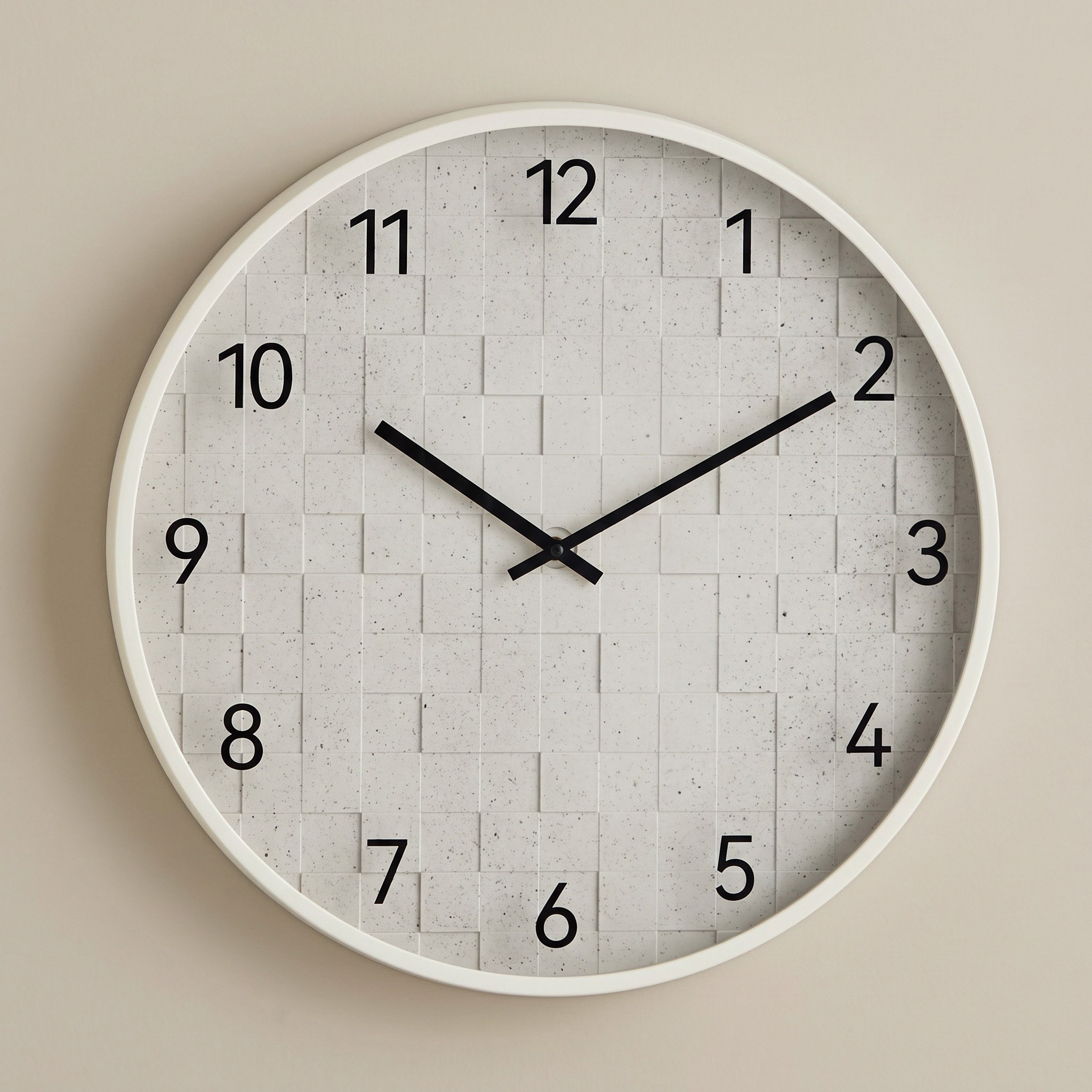 ساعة حائط وافل من زمان - 50.8x50.8x4.8-hbxdecorandfurnishings-homeaccessories-clocks-image-1