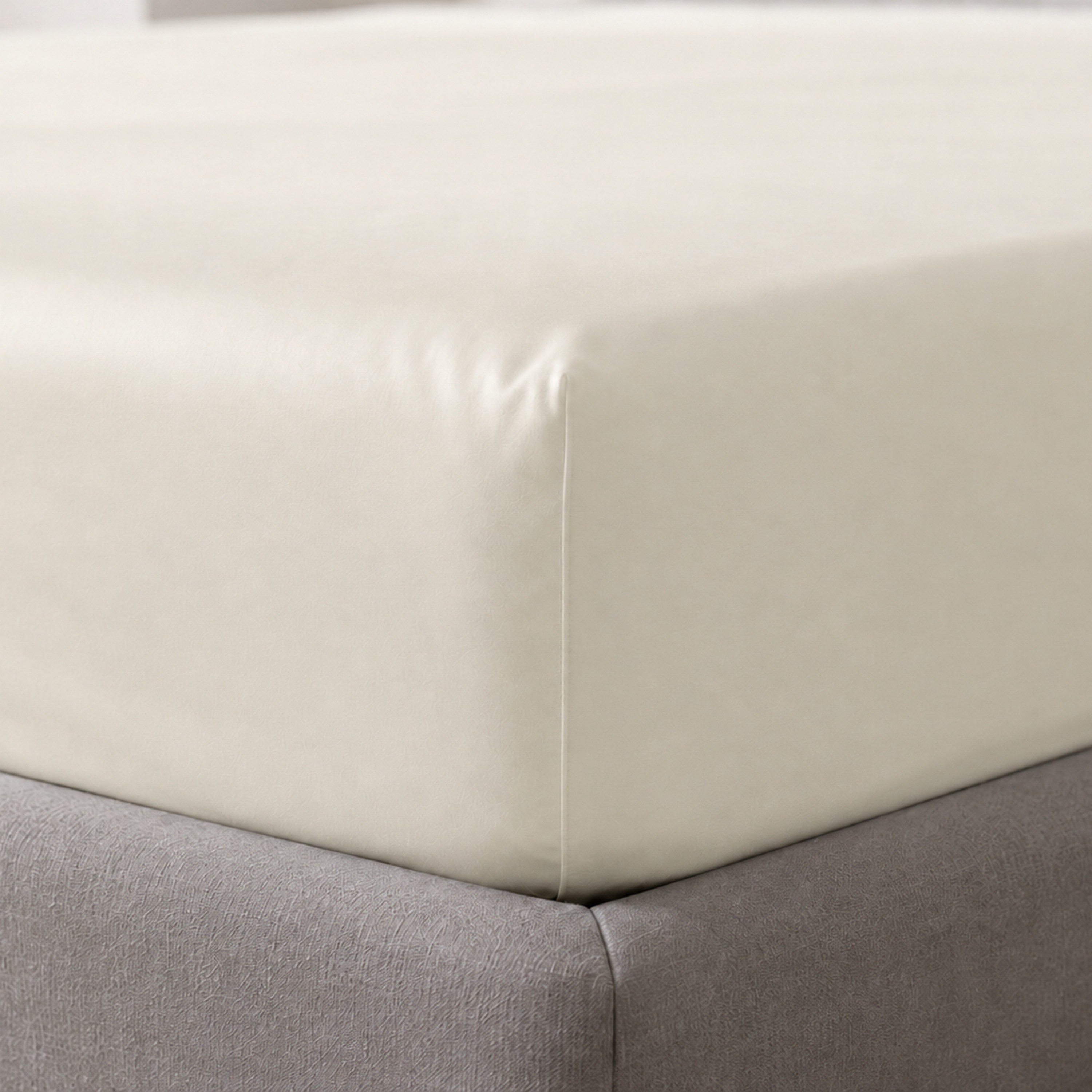 Newport 600 Thread Count 3-Piece Solid Super King Fitted Sheet Set - 180x200+36 cm-hbxhomeware-bedding-fittedsheets-image-4