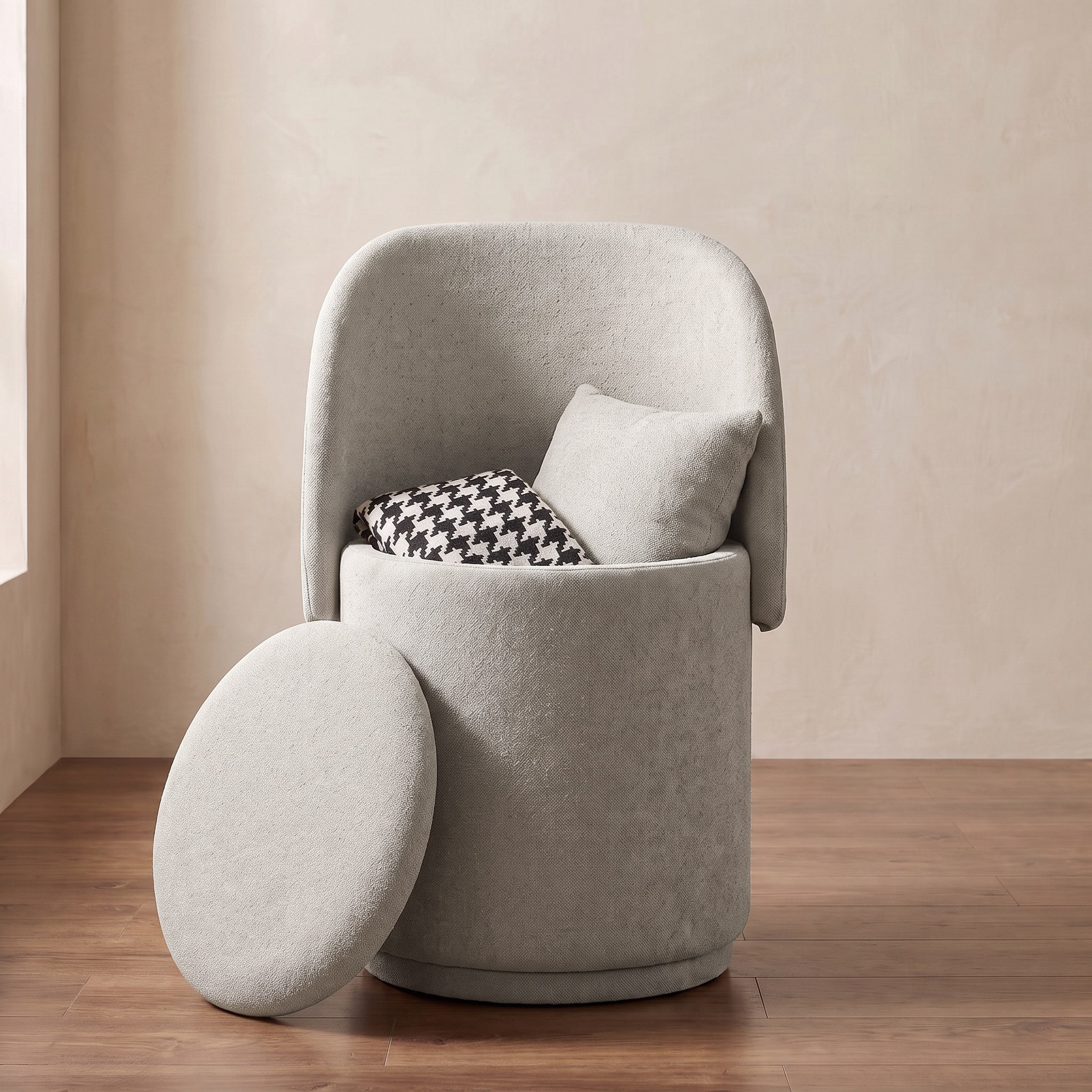 مقعد عثماني قماشي بمسند ظهر دوار ومساحة تخزين من كارلتون-hbxlivingroom-sofasandarmchairs-ottomansandfootstools-image-6