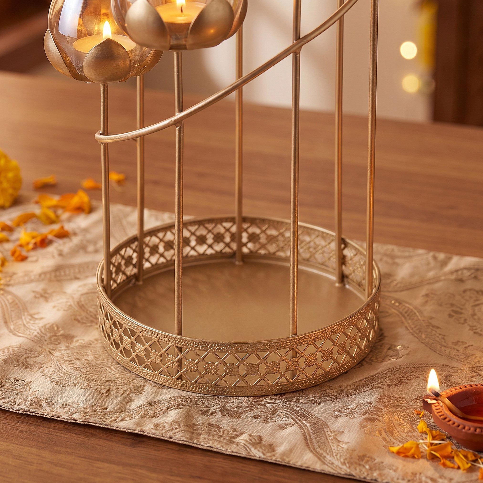 Nyra Spiral Tiered Candleholder - 26x27x57 cm-hbxdiningroom-decorandaccessories-candleholders-image-4