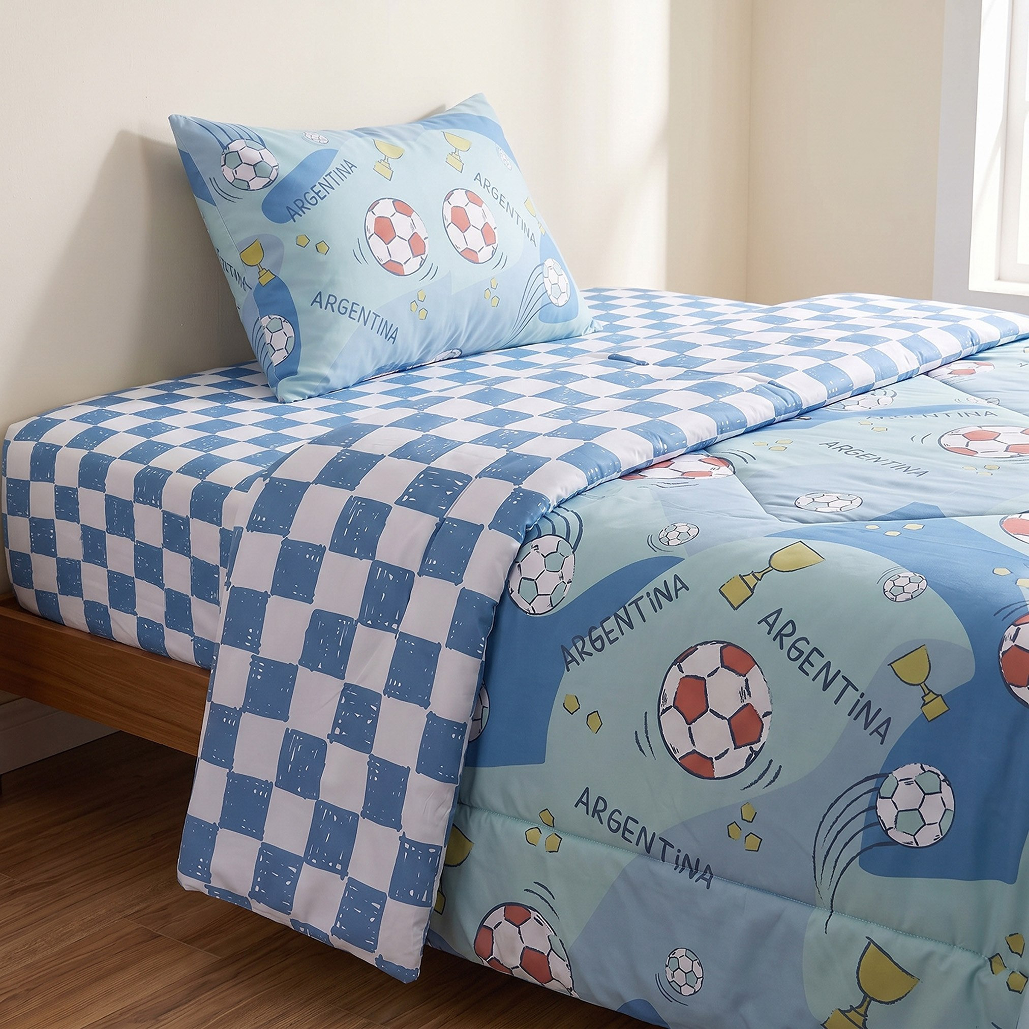 طقم لحاف ألياف دقيقة مقاس فردي 3 قطع من توم سلامبر أرينا - 135x220 سم-hbxkidsandyouth-beddingandfurnishings-comfortersets-image-1