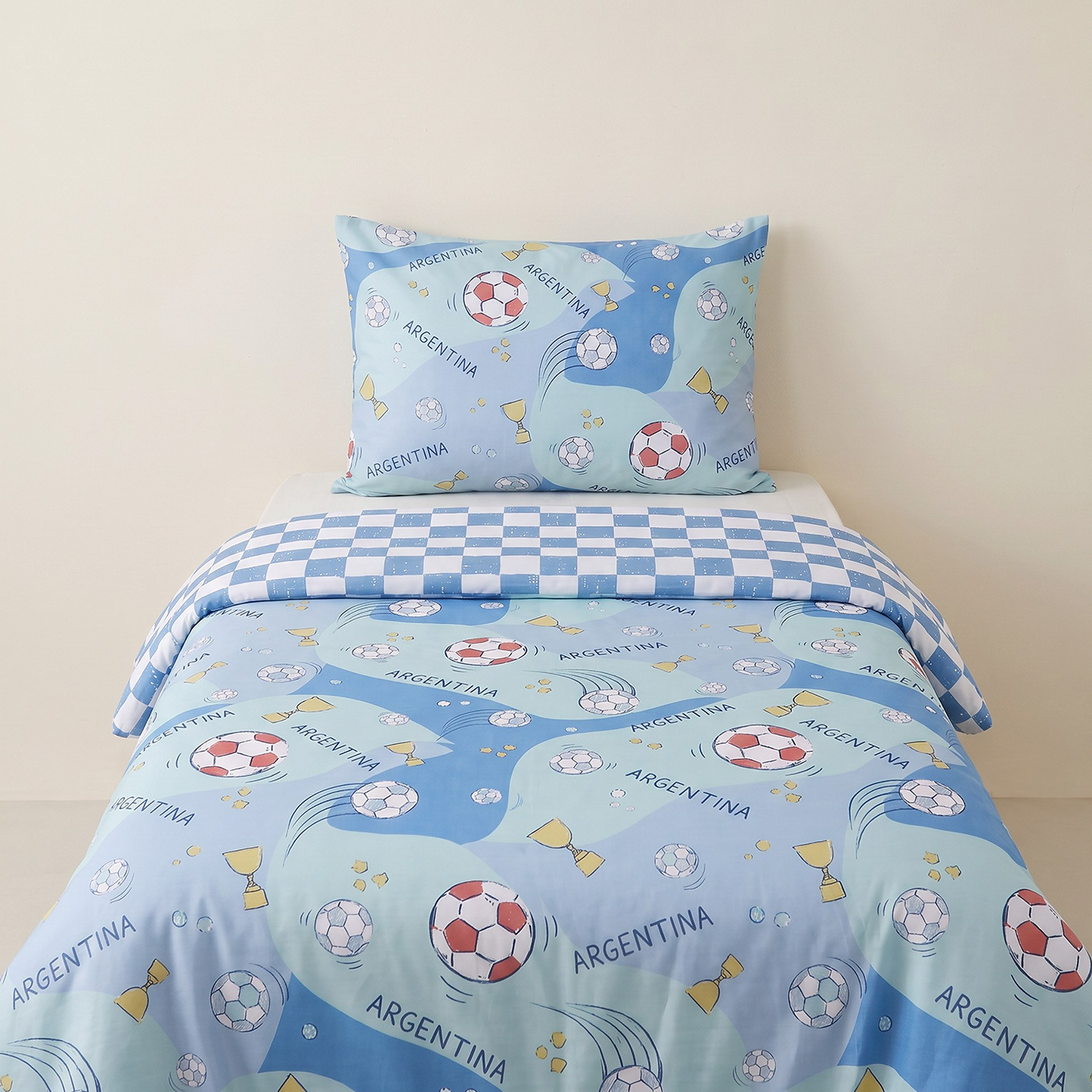 طقم لحاف ألياف دقيقة مقاس فردي 3 قطع من توم سلامبر أرينا - 135x220 سم-hbxkidsandyouth-beddingandfurnishings-comfortersets-image-2