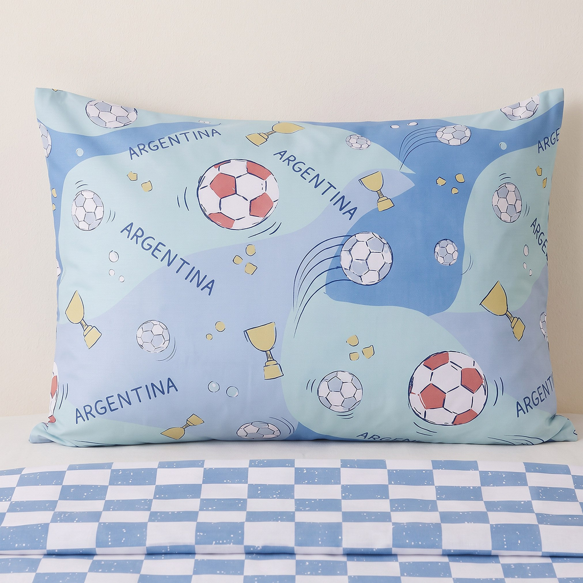 طقم لحاف ألياف دقيقة مقاس فردي 3 قطع من توم سلامبر أرينا - 135x220 سم-hbxkidsandyouth-beddingandfurnishings-comfortersets-image-3