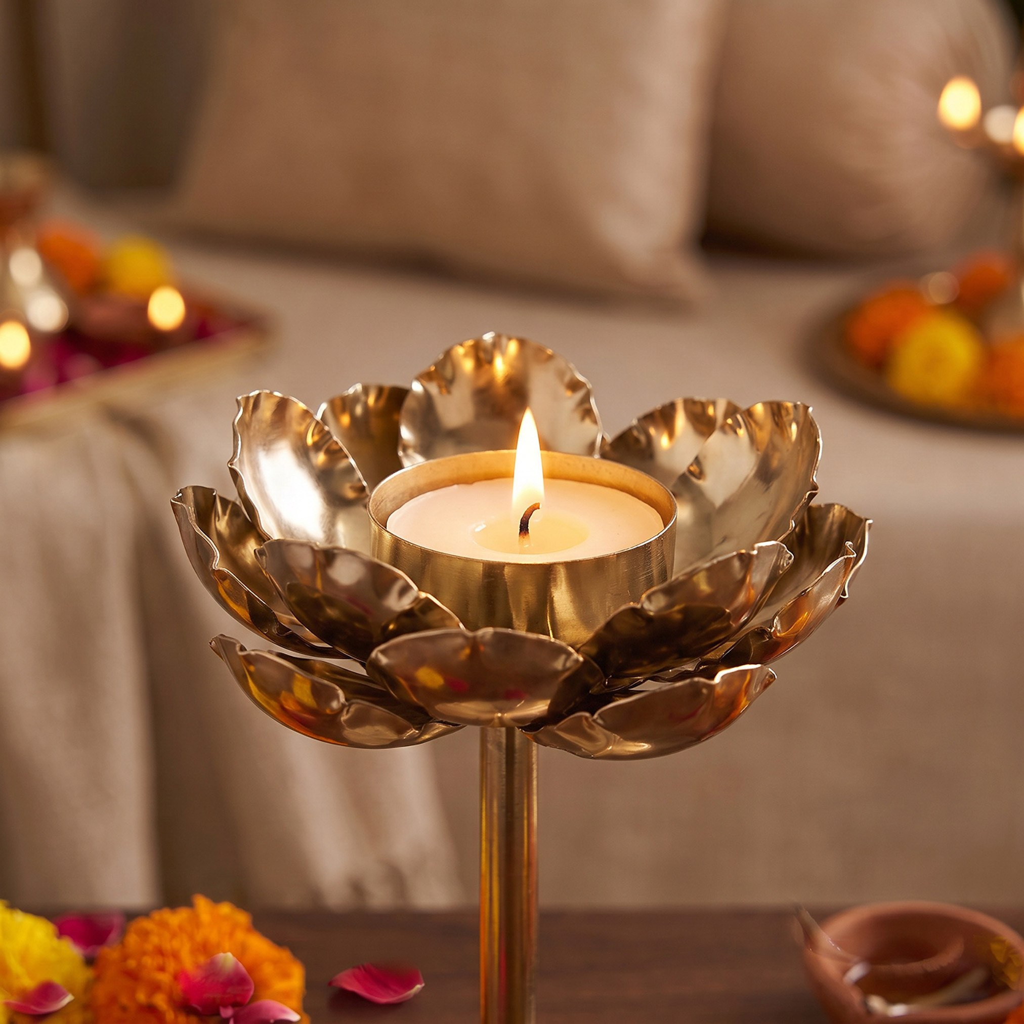 حامل شموع صغيرة بتصميم زهرة من أرونيا - 9x12 سم-hbxdiningroom-decorandaccessories-candleholders-image-3