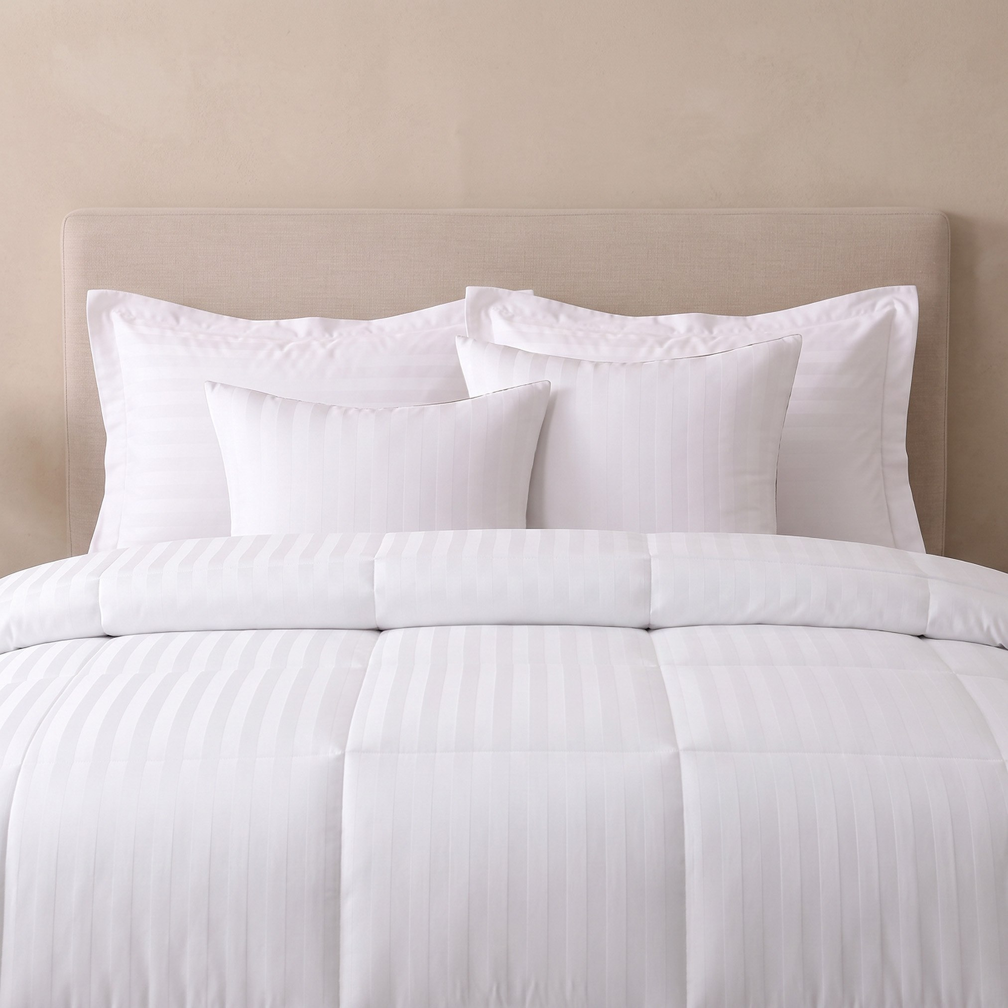 Stannford 5-Piece Hotel Satin Stripe Microfiber King Comforter Set - 220x240 cm-hbxbedroom-bedding-comfortersets-image-2