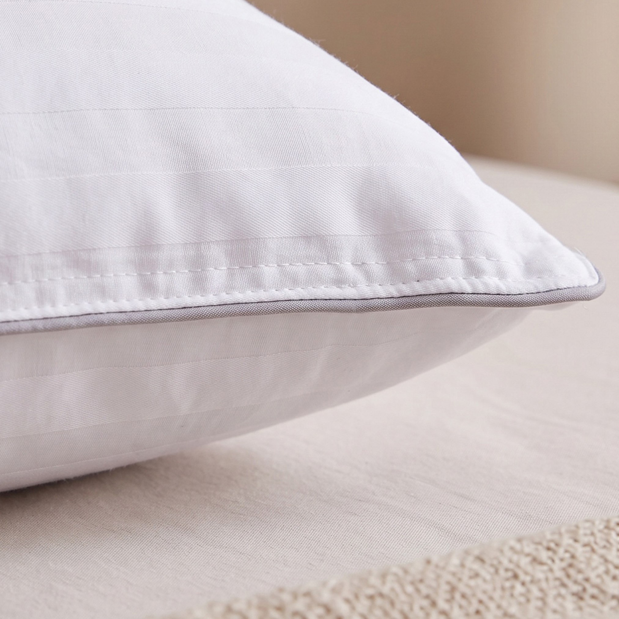 Hamilton 300 Thread Count Firm Support Pillow - 50x75 cm-hbxdecorandfurnishings-bedding-duvetsandpillows-image-2