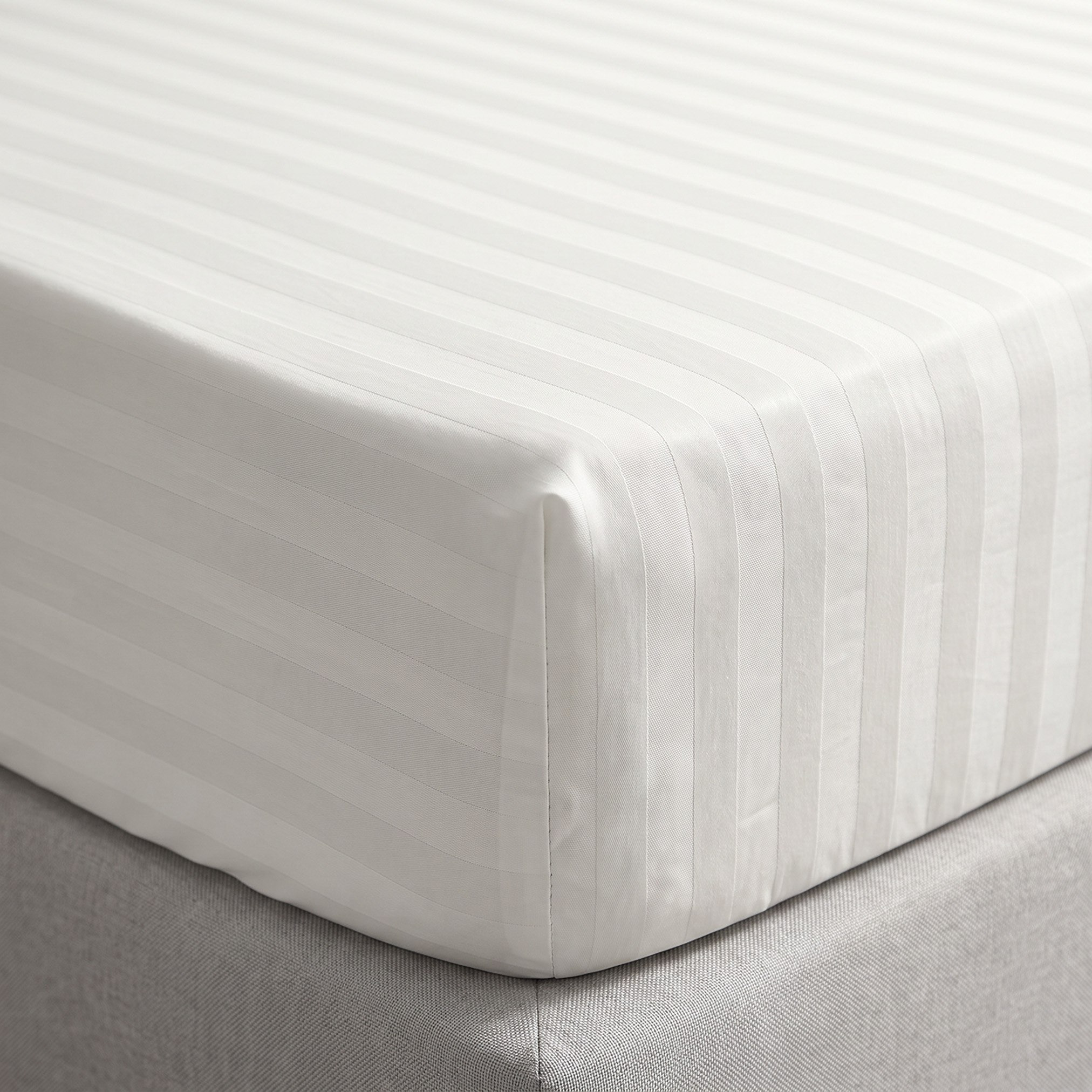 Standford 3-Piece Hotel Thin Embossed Stripe Microfibre King Fitted Sheet Set - 180x200+35 cm-hbxbedroom-bedding-comfortersets-image-6