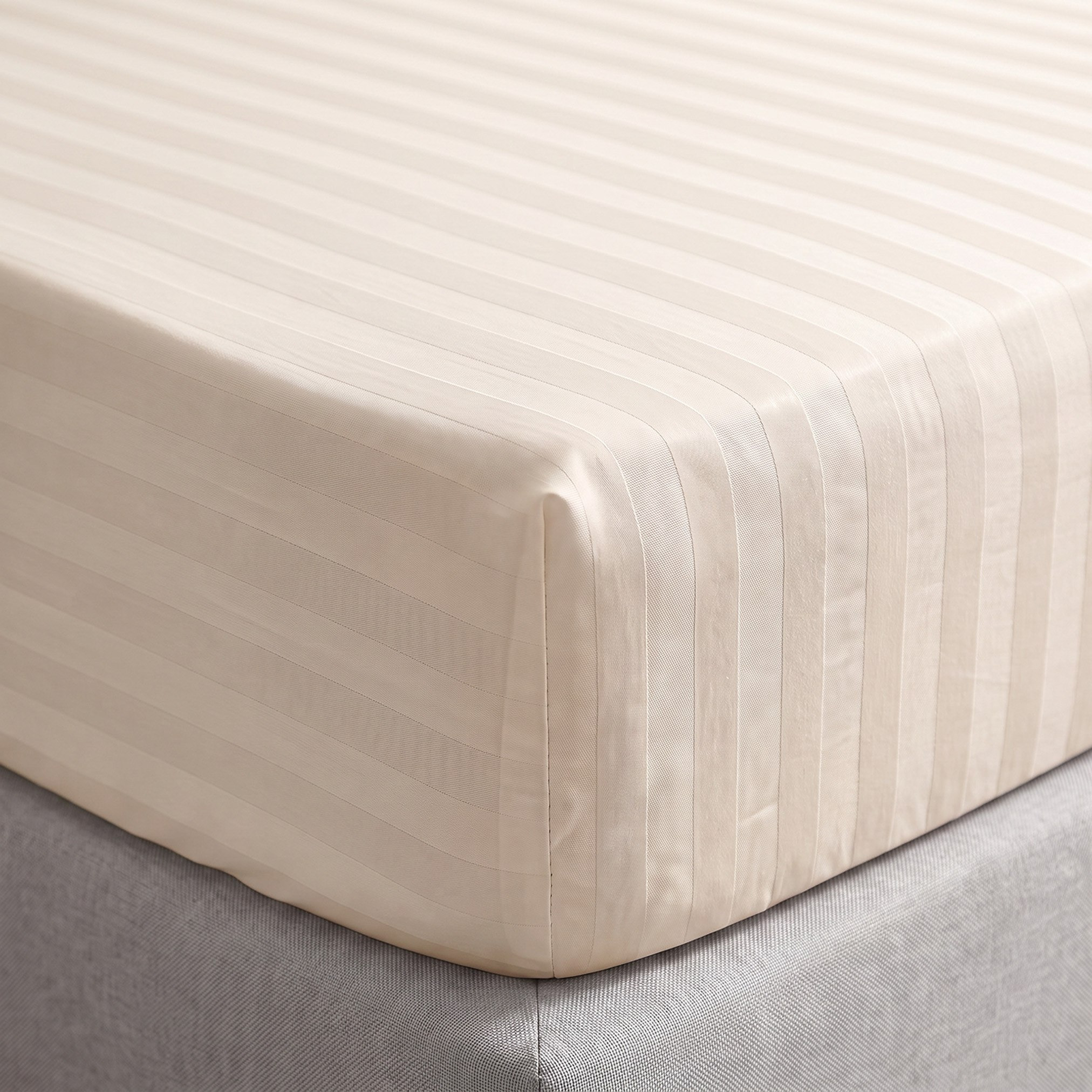 Standford 3-Piece Hotel Thin Embossed Stripe Microfibre King Fitted Sheet Set - 180x200+35 cm-hbxhomeware-bedding-fittedsheets-image-6