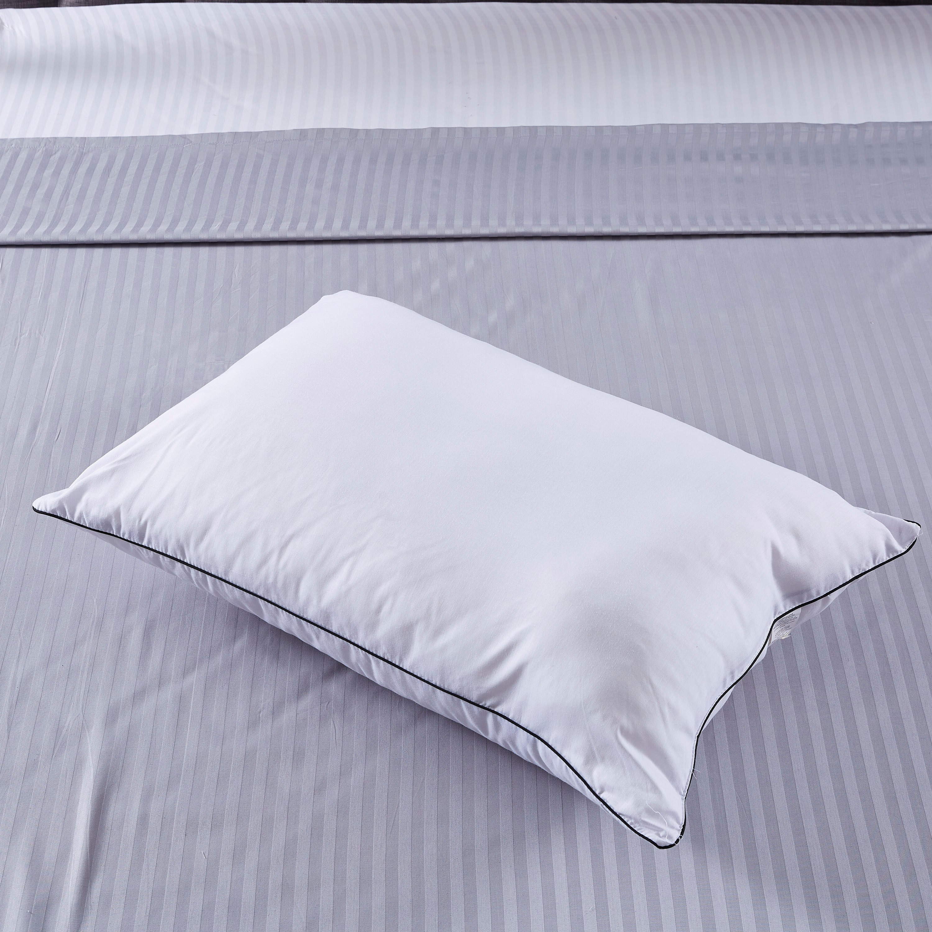 طقم وسائد قطعتين من هيلتون - 75 × 50 سم-hbxdecorandfurnishings-bedding-duvetsandpillows-image-3